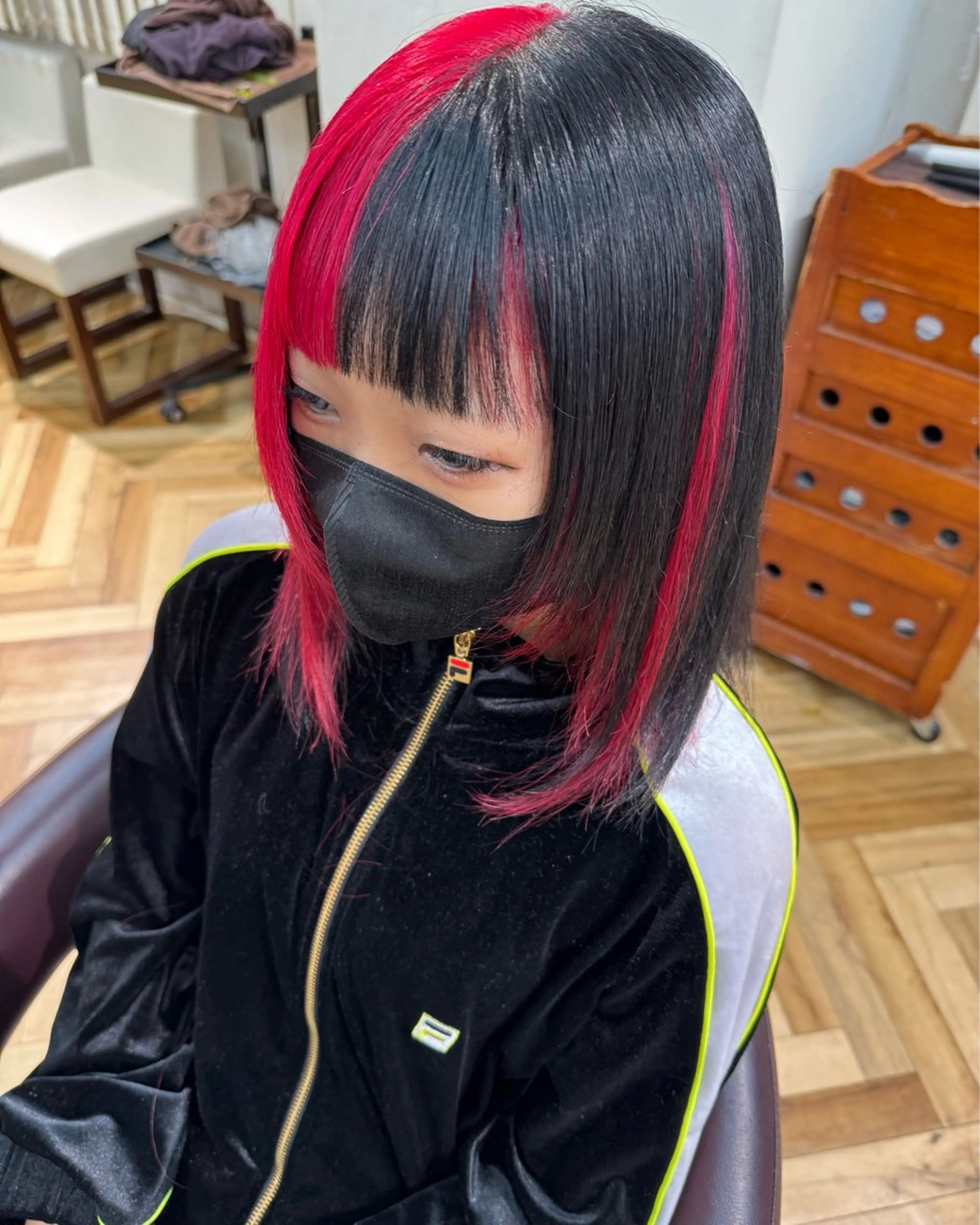 ミディアム カラー ヘアアレンジ ブリーチ ケアブリーチ デザインカラー ハイライトカラー ハイトーンカラー ヘアカラー LUCK本厚木 浦住 貴大のヘアスタイル