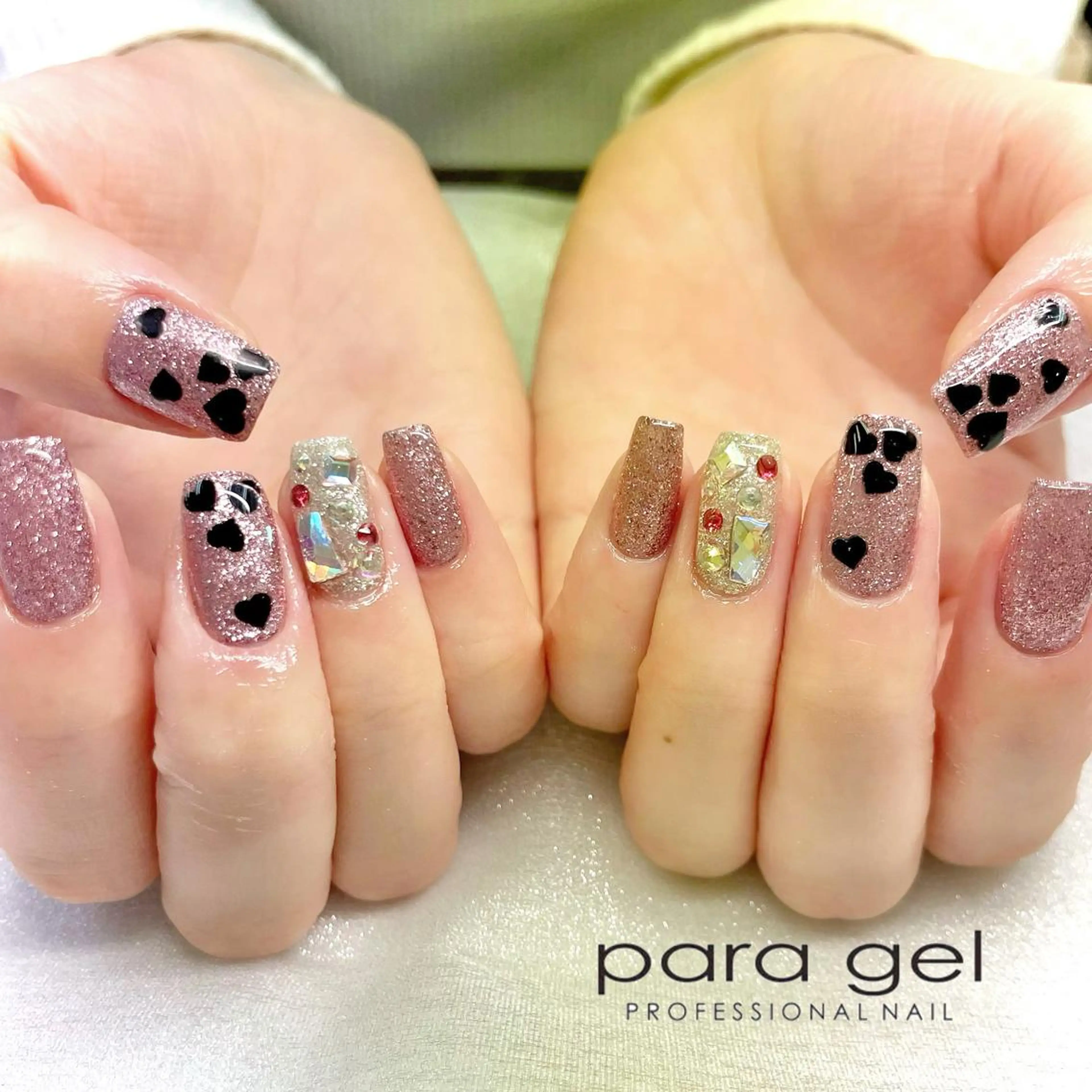 ネイル ジェルネイル ラメ(グリッター) パラジェル ピンク シンプルネイル Bianca🎀 小野寺のネイルデザイン