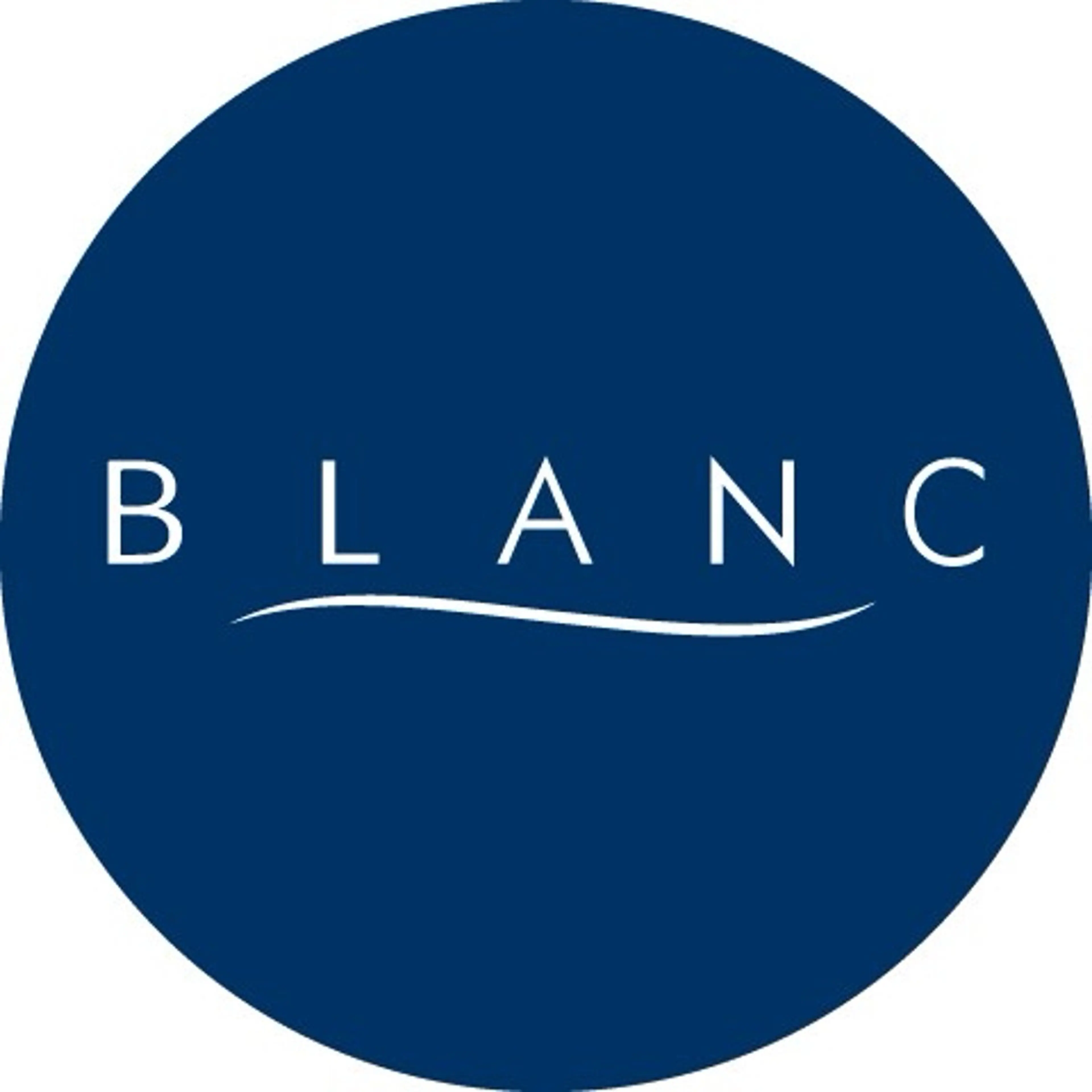 Eyelash Salon Blanc～まつげエクステと眉の専門美容室～イ オンモール徳島店所属・近藤 晴日のマツエク・マツパデザイン