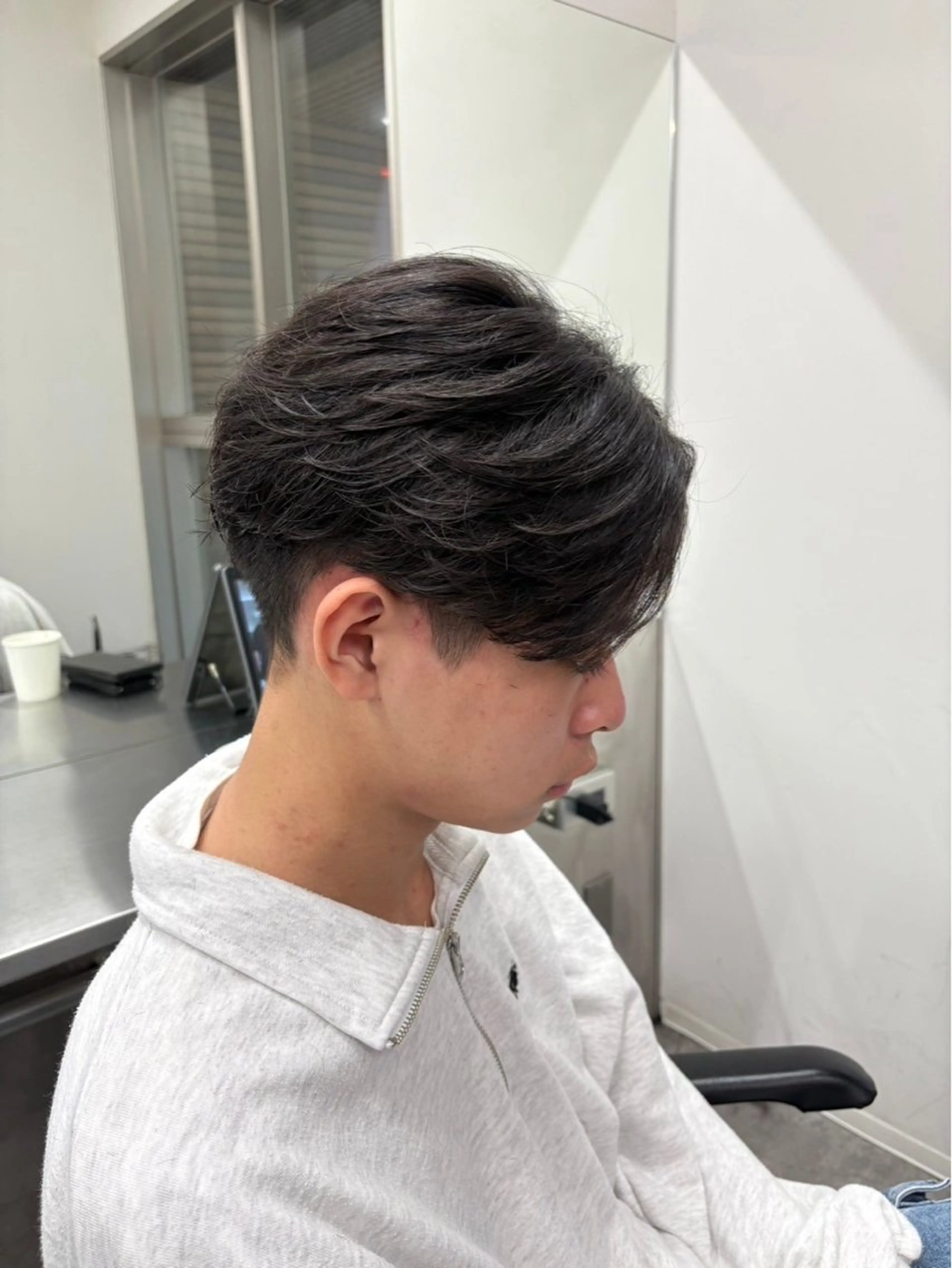 ショート パーマ メンズ カット パーマ ヘアセット 町田/波巻き/ シャドウ/メンズのヘアスタイル