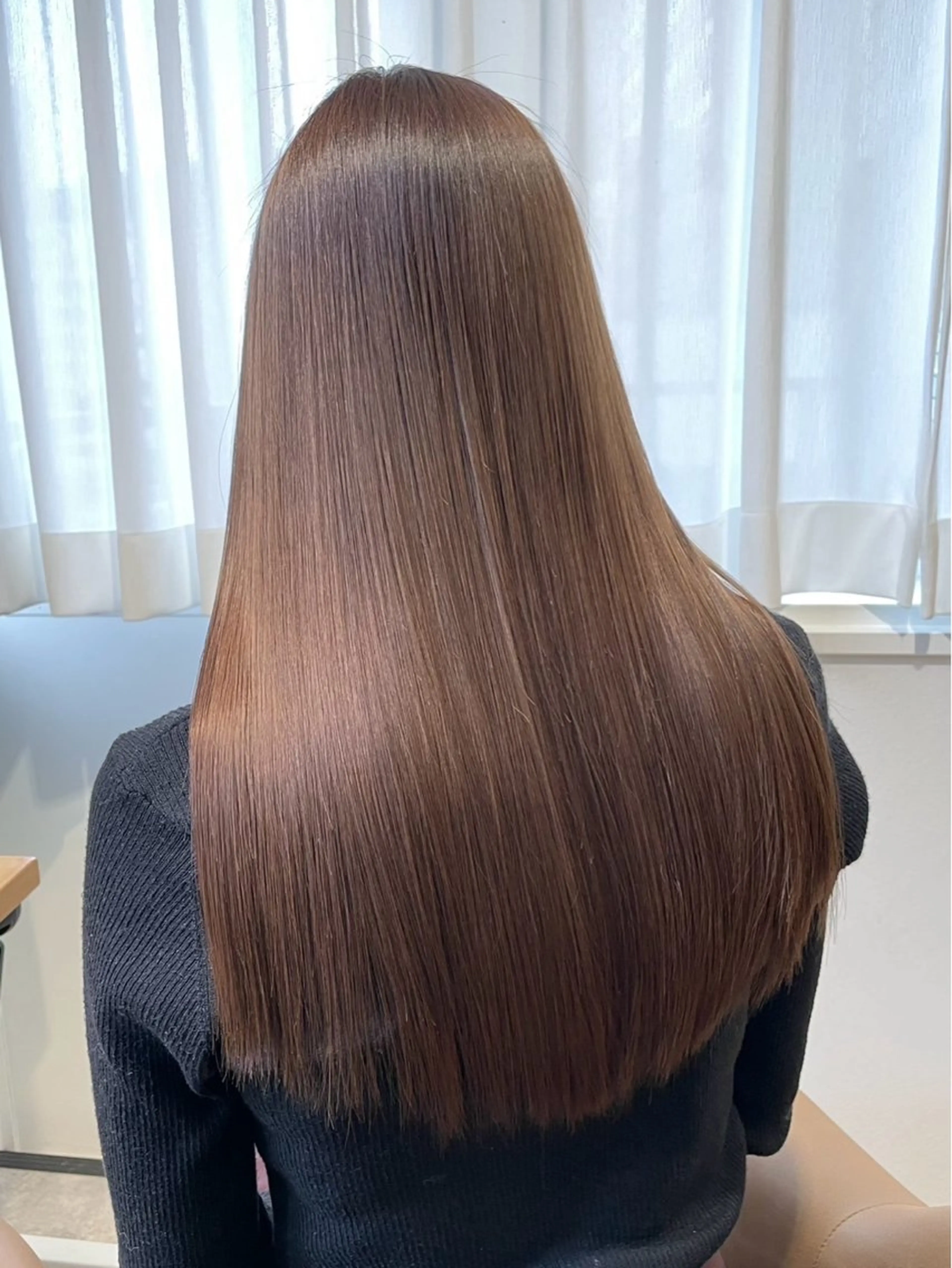 ロング ヘアカラー i’ll 夏希のヘアスタイル