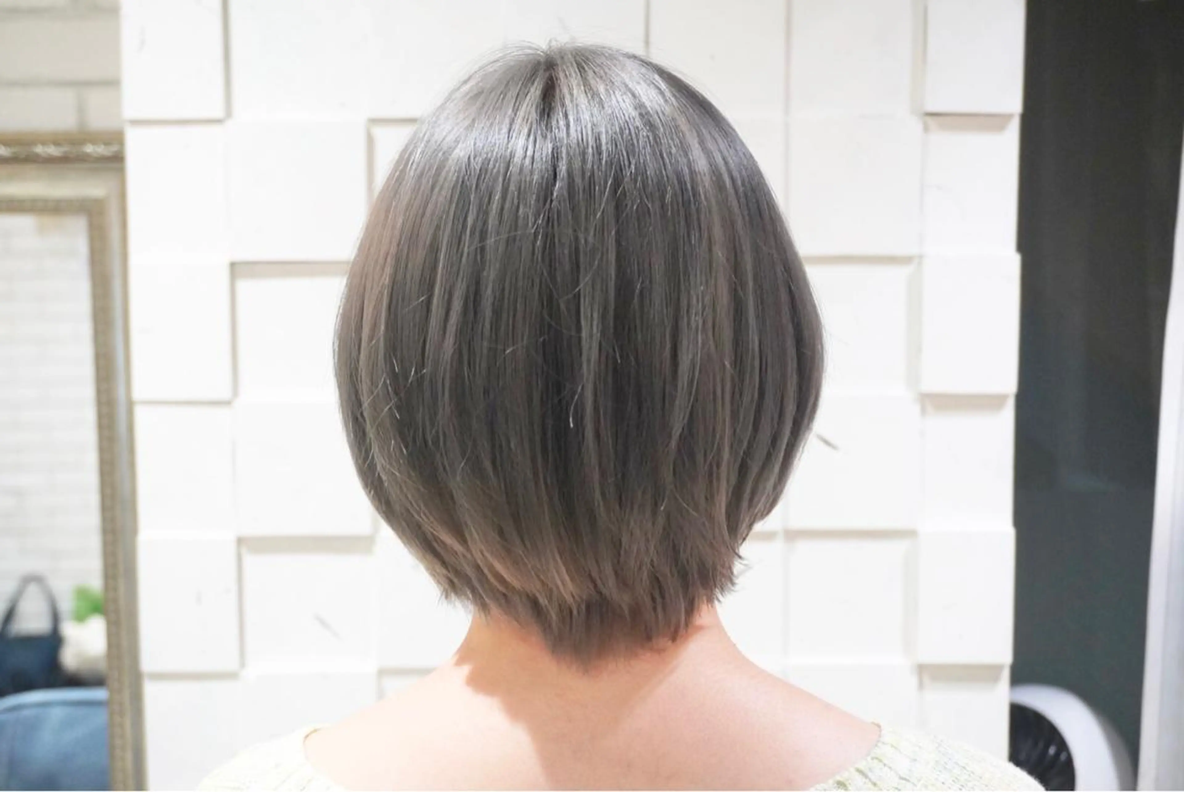 ショート カラー ショートボブ ブリーチ ボブ ショートヘア flammeum 恵比寿【フラミューム】所属・ミヤザキ ユタカのヘアスタイル