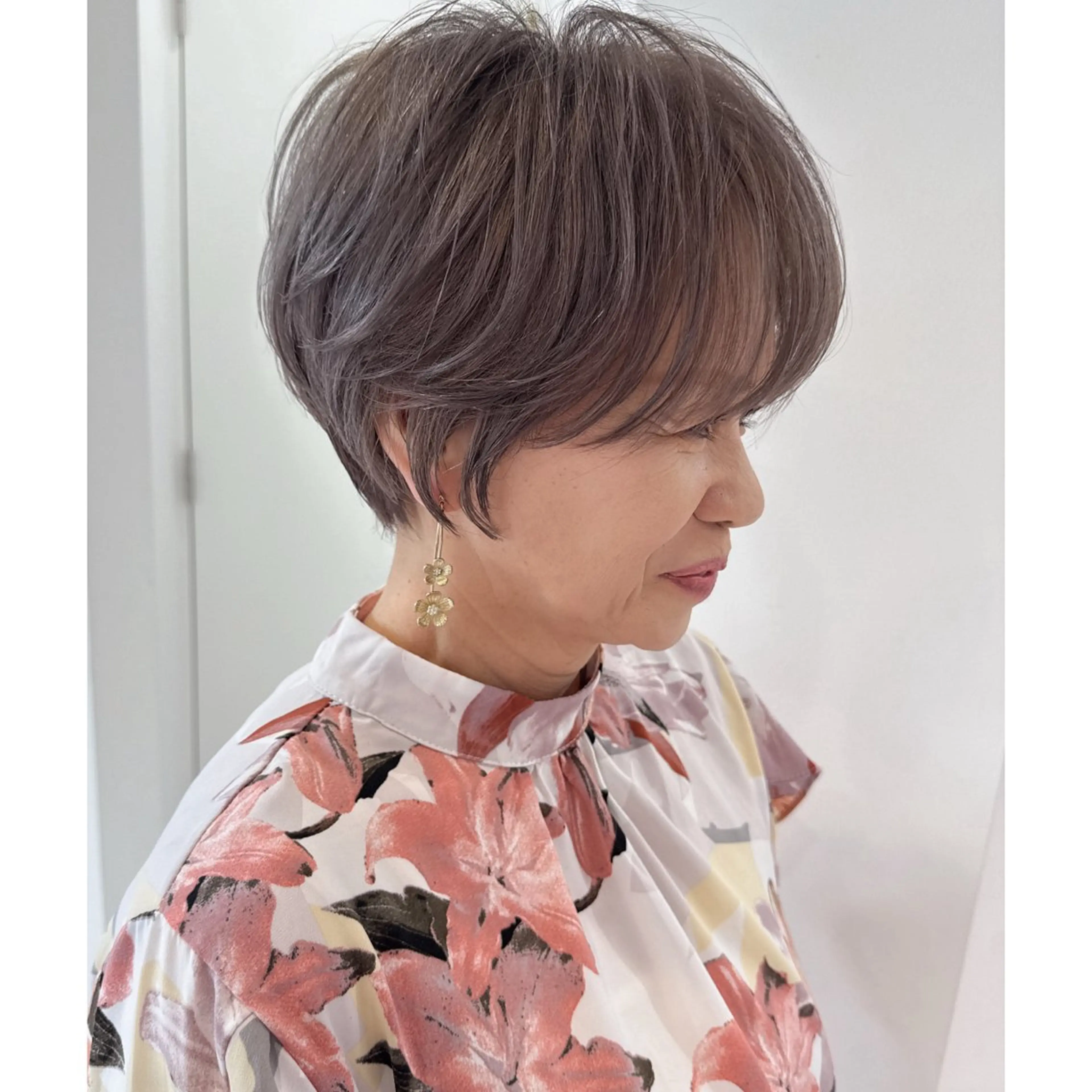 ショート カラー くびれヘア ショートヘア カット ヘアカラー 🌼MONA KIKO🌼のヘアスタイル