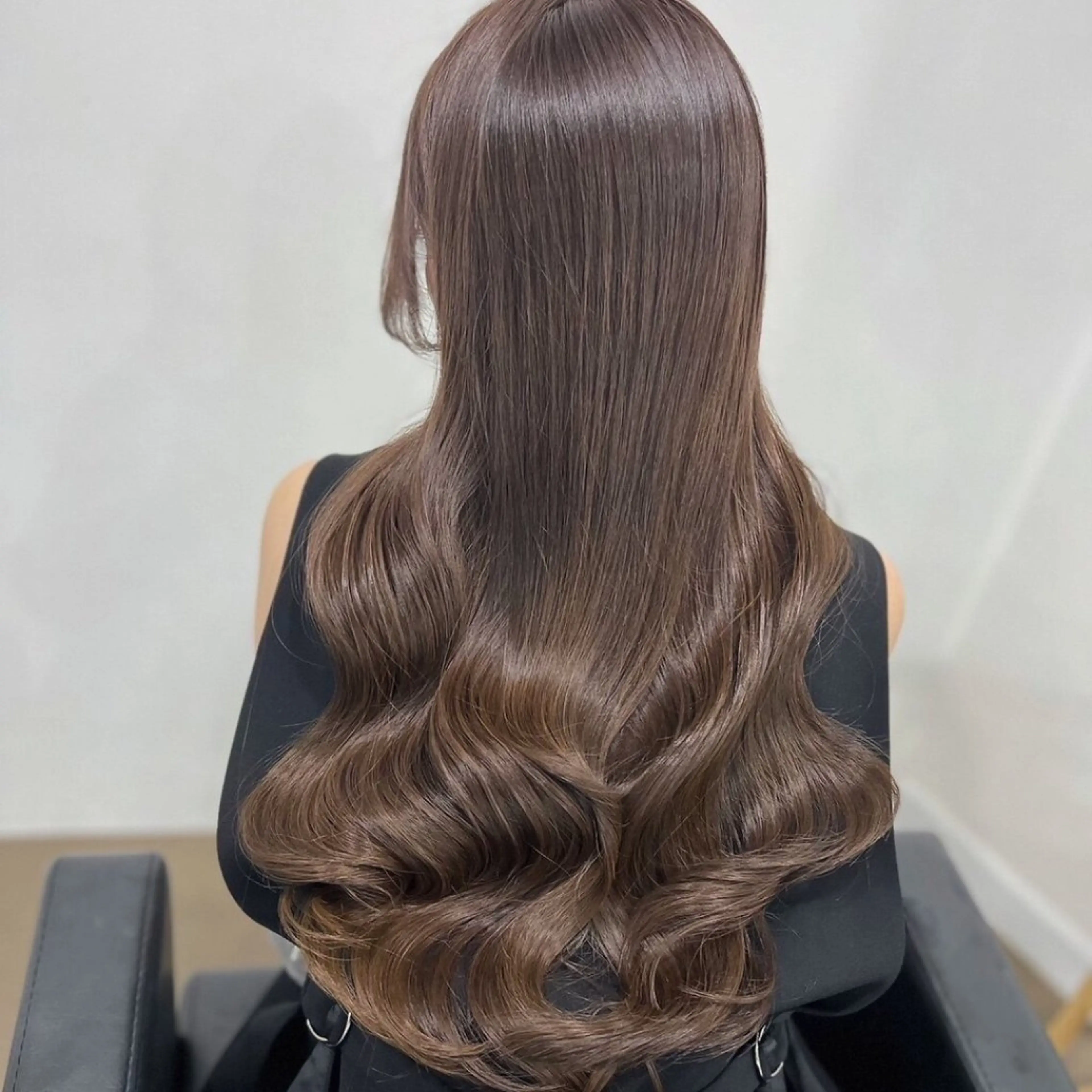 カラー Lab.by ioe所属・吉田勇人/ブリーチ なしダブルカラー🩵のヘアスタイル