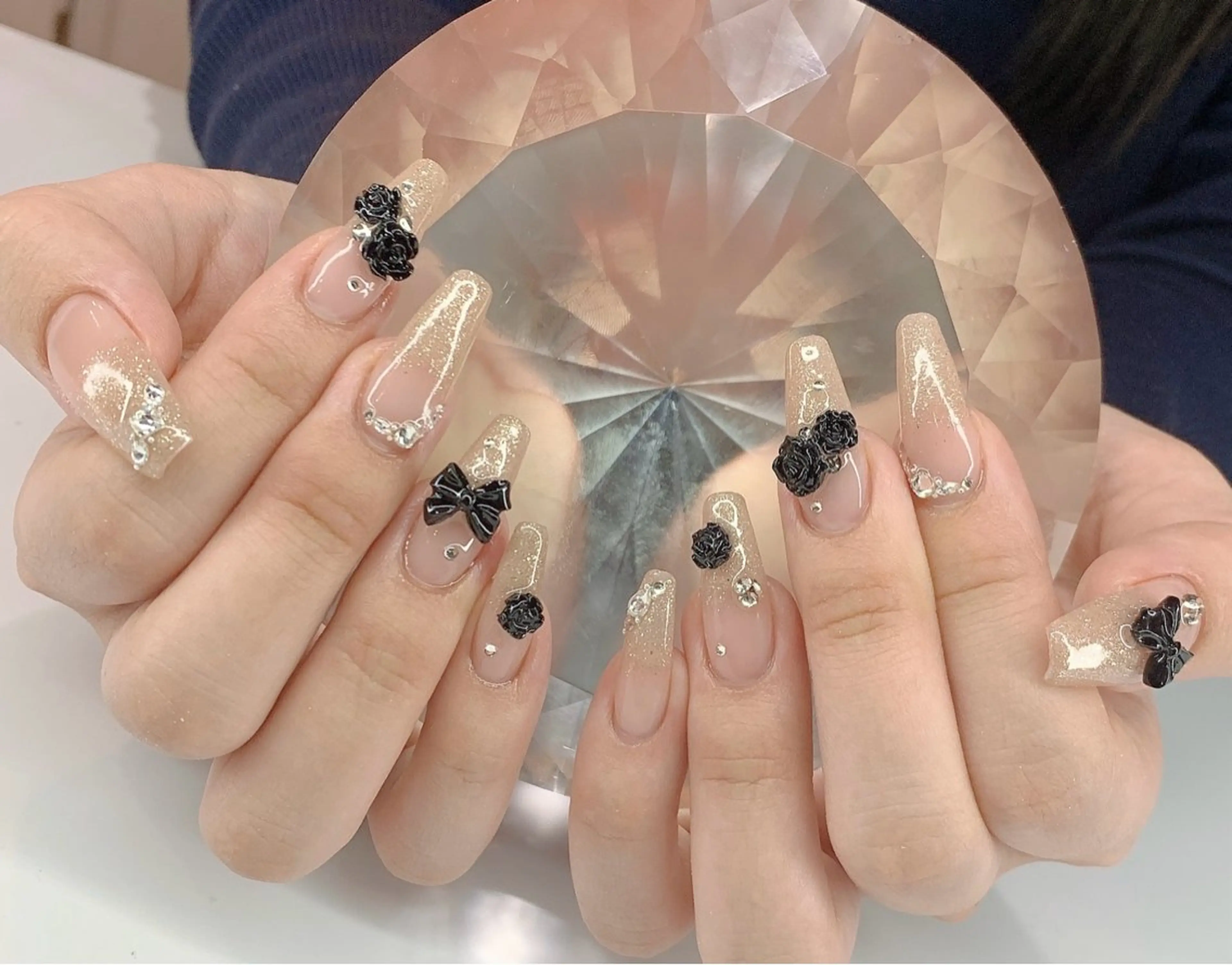 ネイル ハンドネイル LoaChaton kaeのネイルデザイン