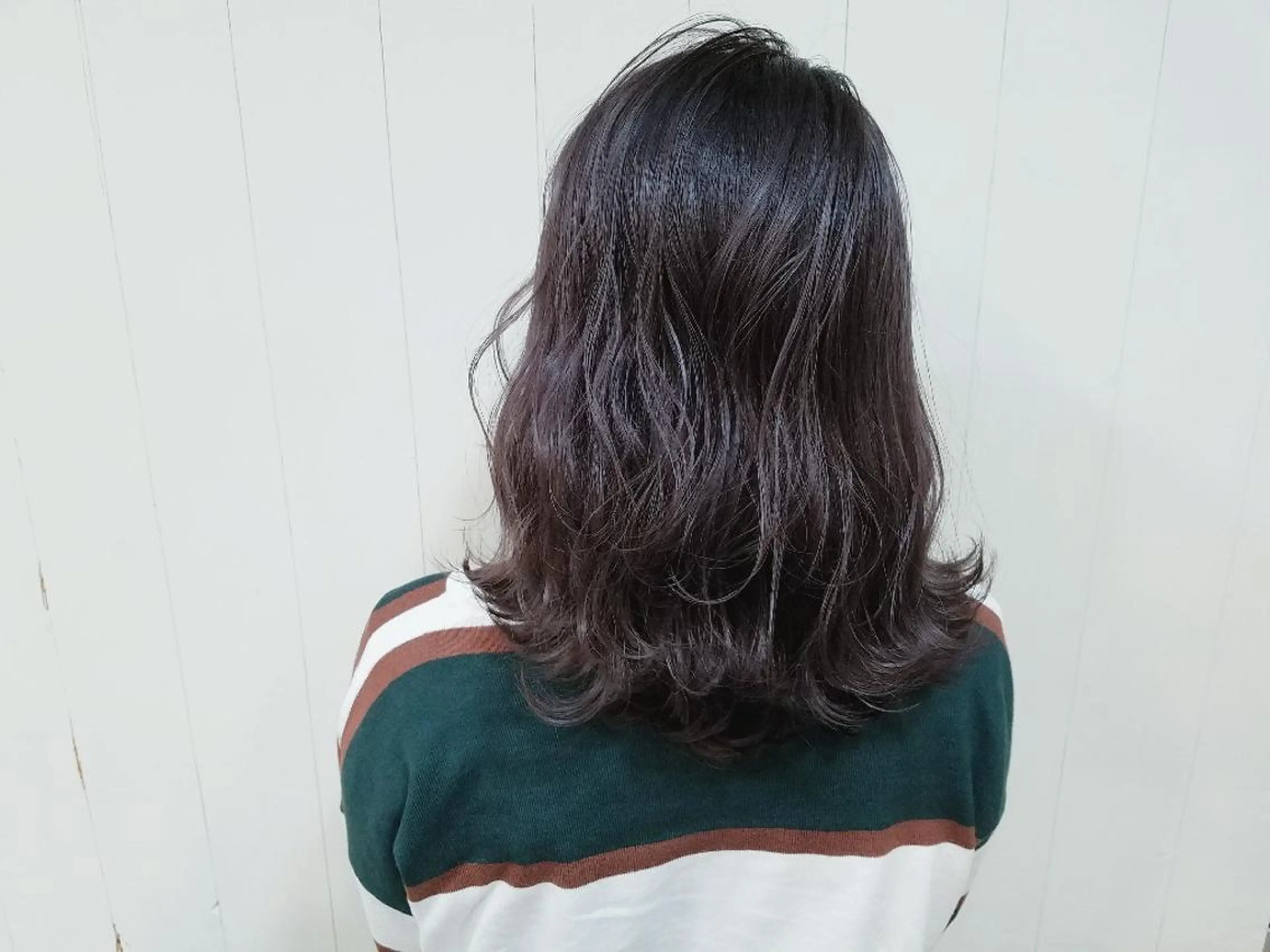 ミディアム カラー グレージュ ウルフ、ボブ美容師 今井のヘアスタイル