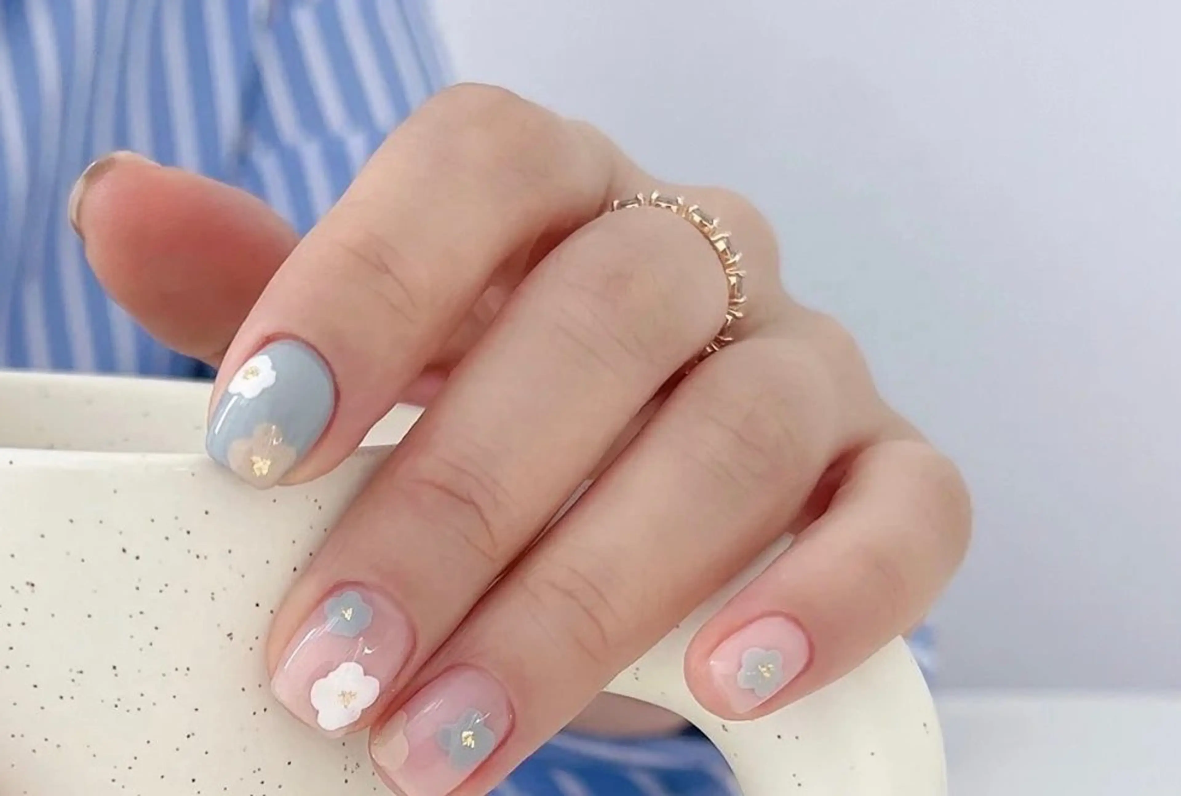 ネイル 💅E•U•B NAIL🌹所属・横浜市中区曙町 ネイルE·U·Bのネイルデザイン