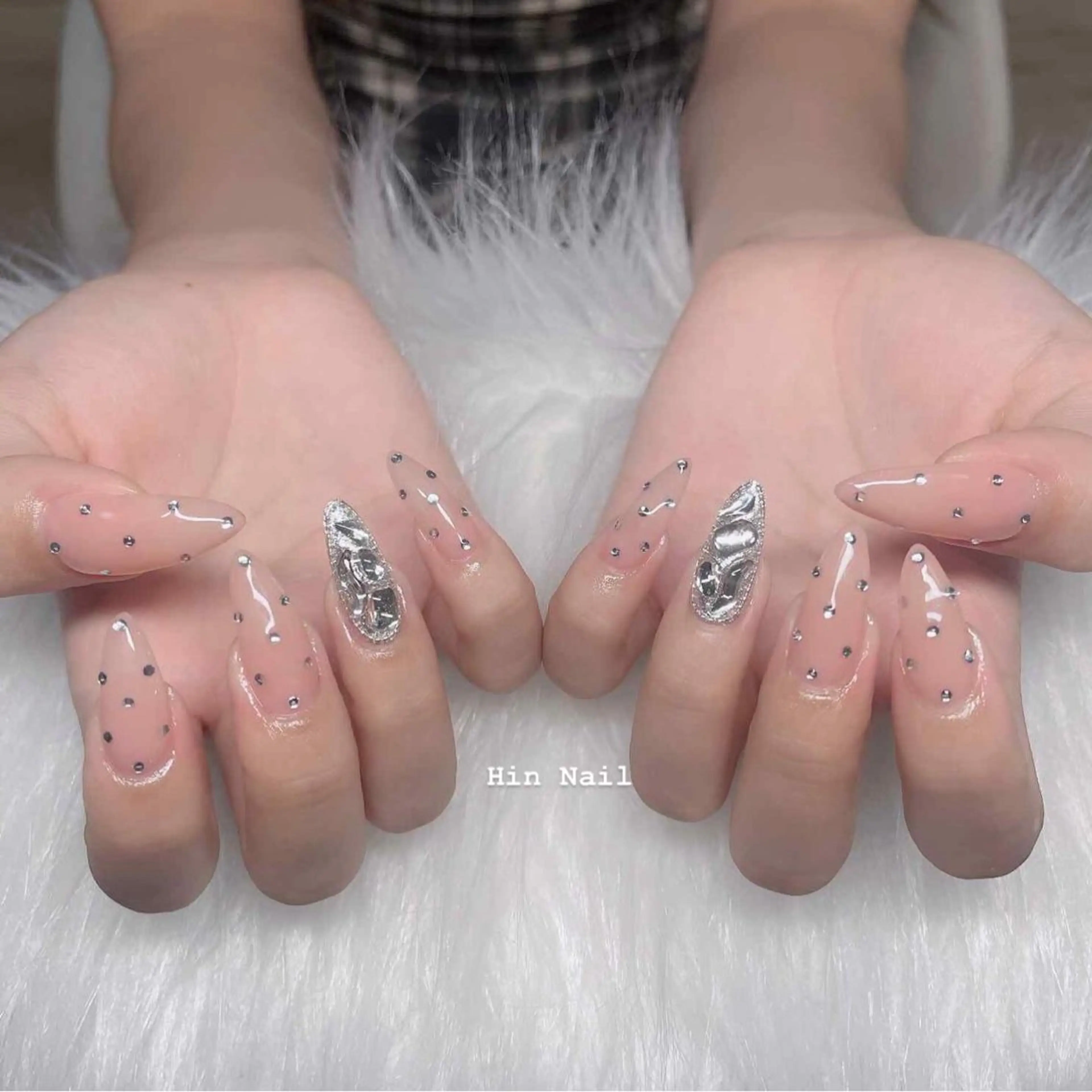 ネイル ハンドネイル HIN NAILのネイルデザイン
