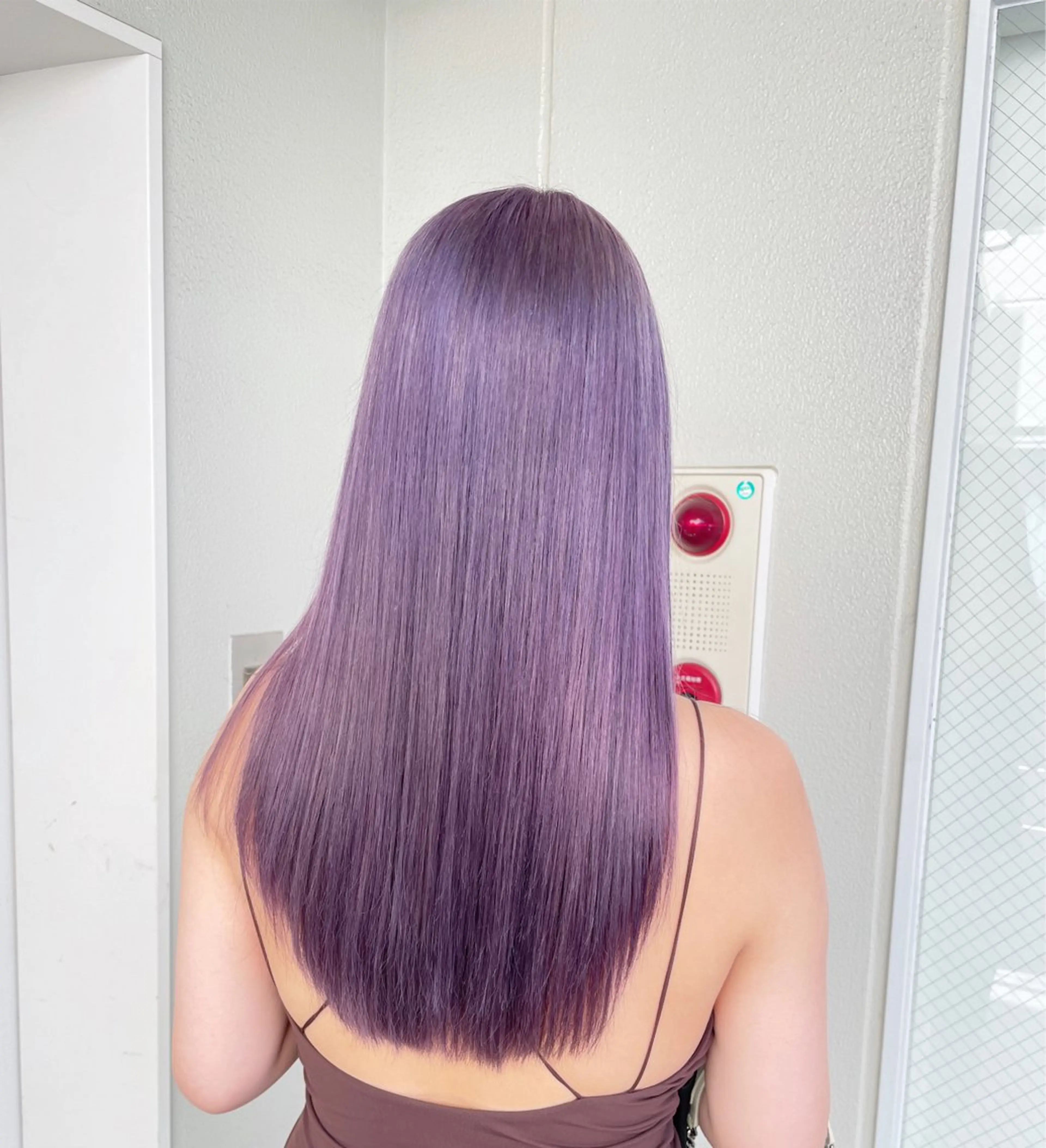 ロング カラー ヘアアレンジ ラベンダーカラー ラベンダーピンク ピンクカラー ヘアカラー トリートメント ヘッドスパ ヘアセット 艶髪✨寒色カラー✨ 翁長孝輔のヘアスタイル