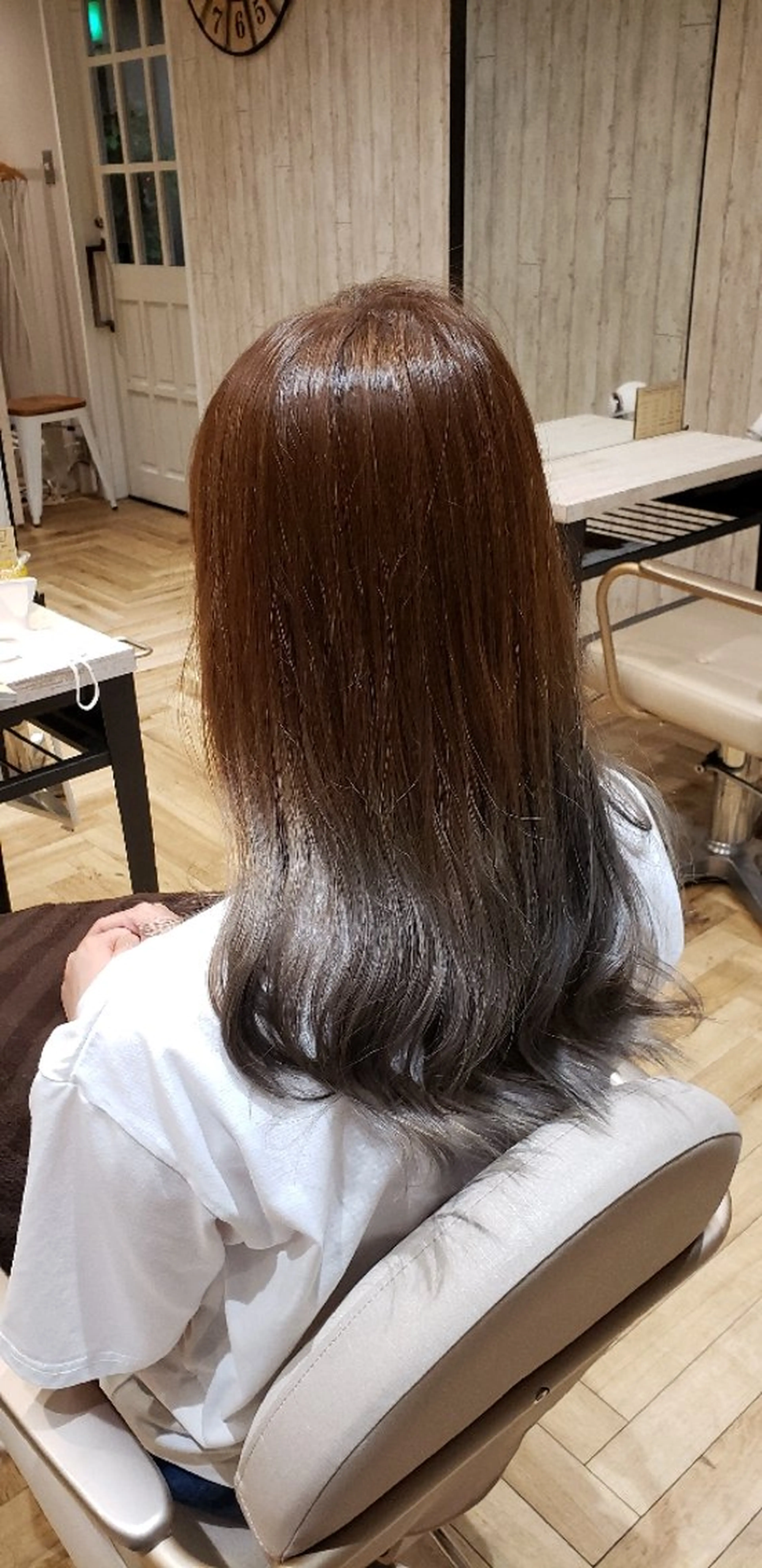 セミロング トリートメント 町田 築のヘアスタイル