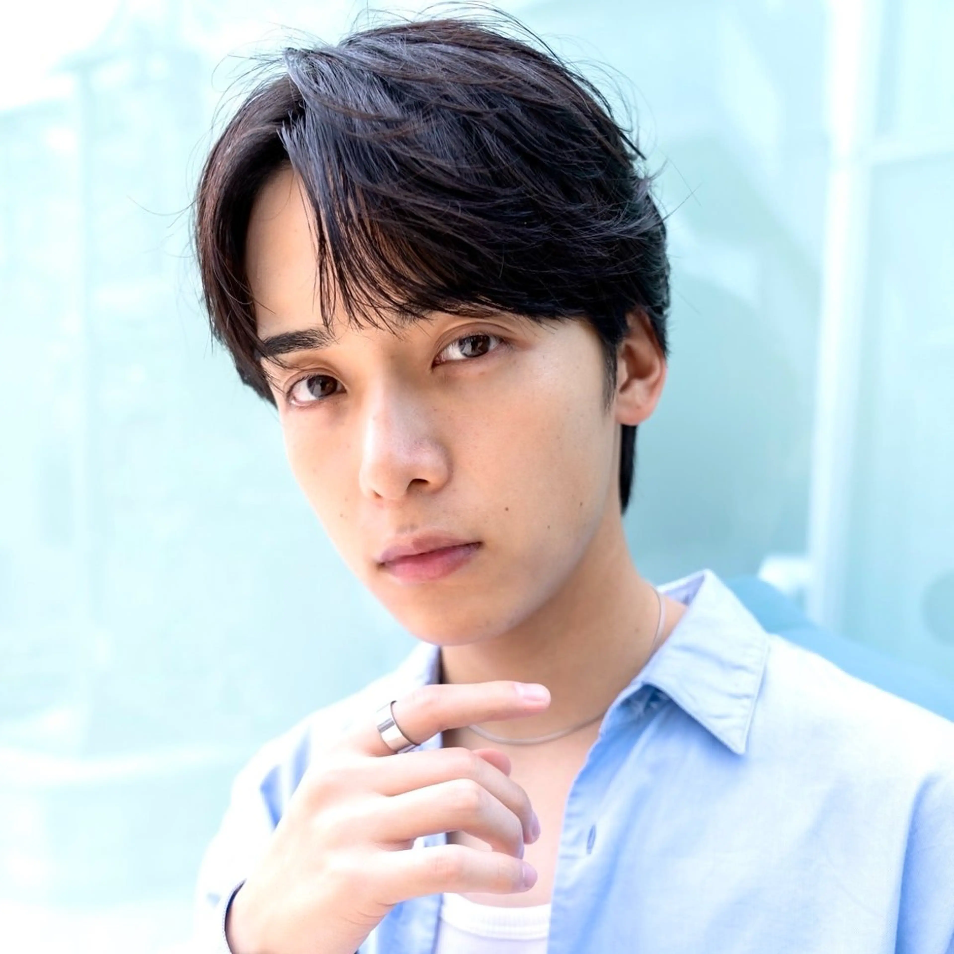 メンズ YUJIN 似合わせカラーのヘアスタイル