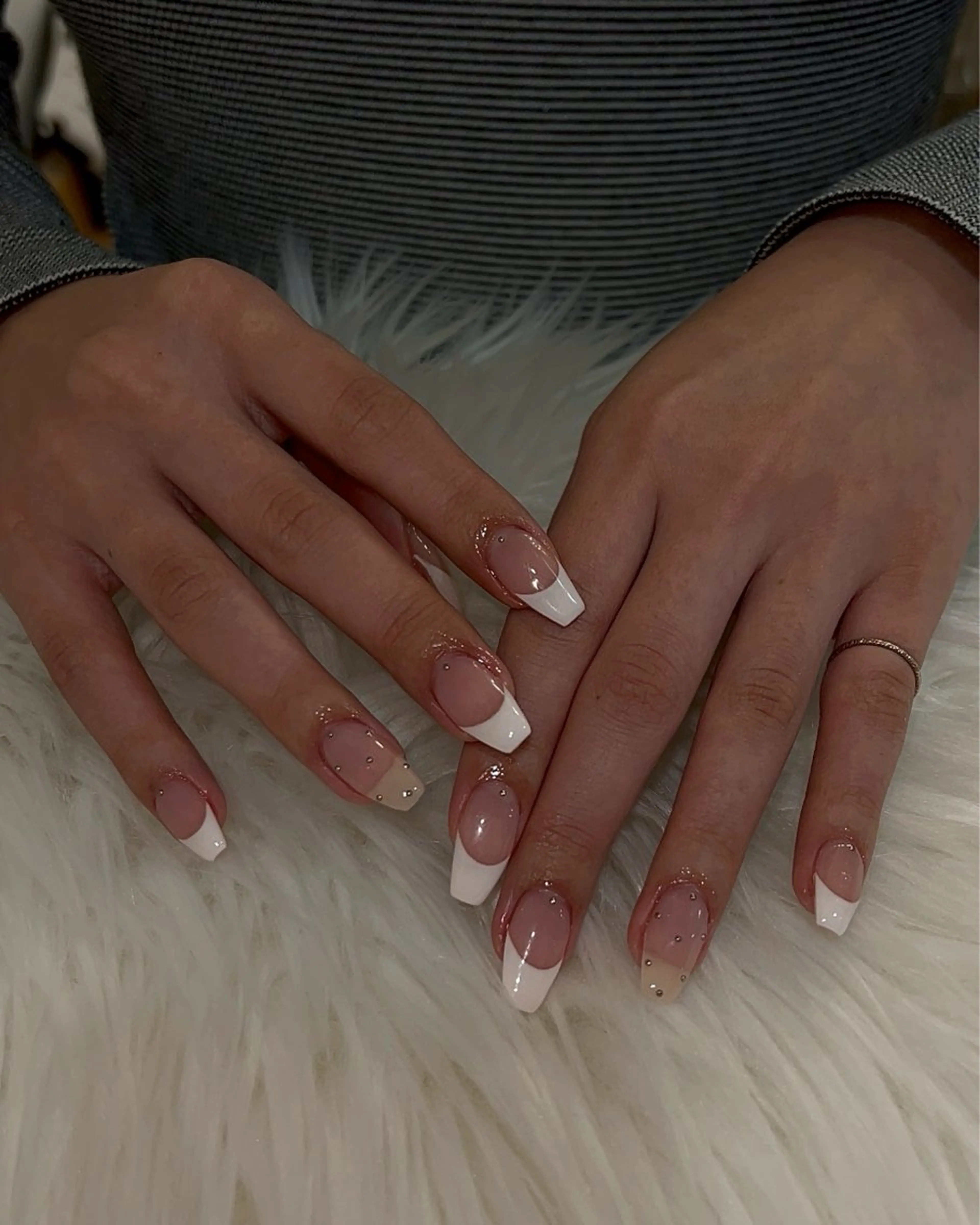 ネイル ハンドネイル フットネイル ハンドケア Nes.Nail所属・Miyagi Asamiのネイルデザイン