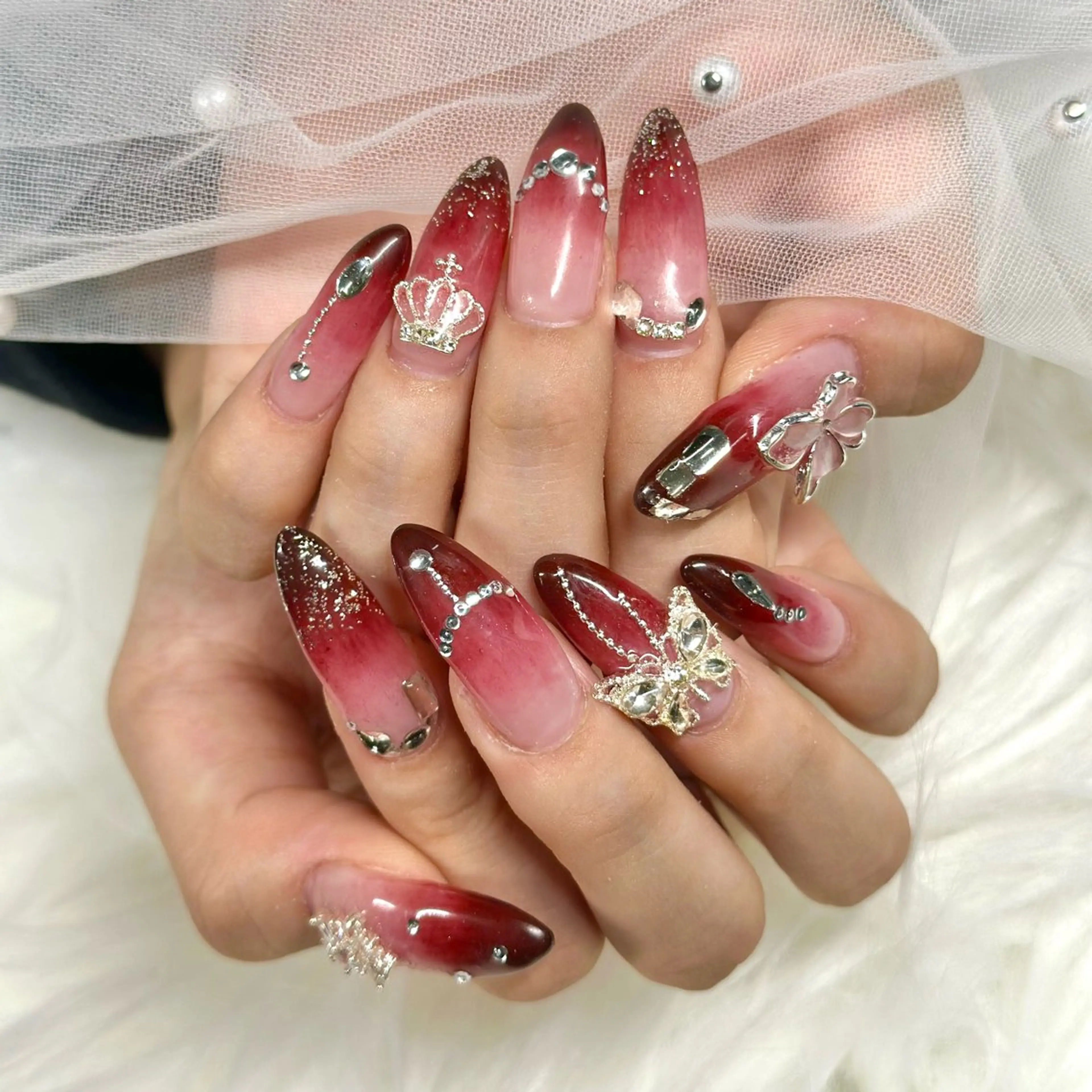 ネイル MIGHTY COLORのネイルデザイン