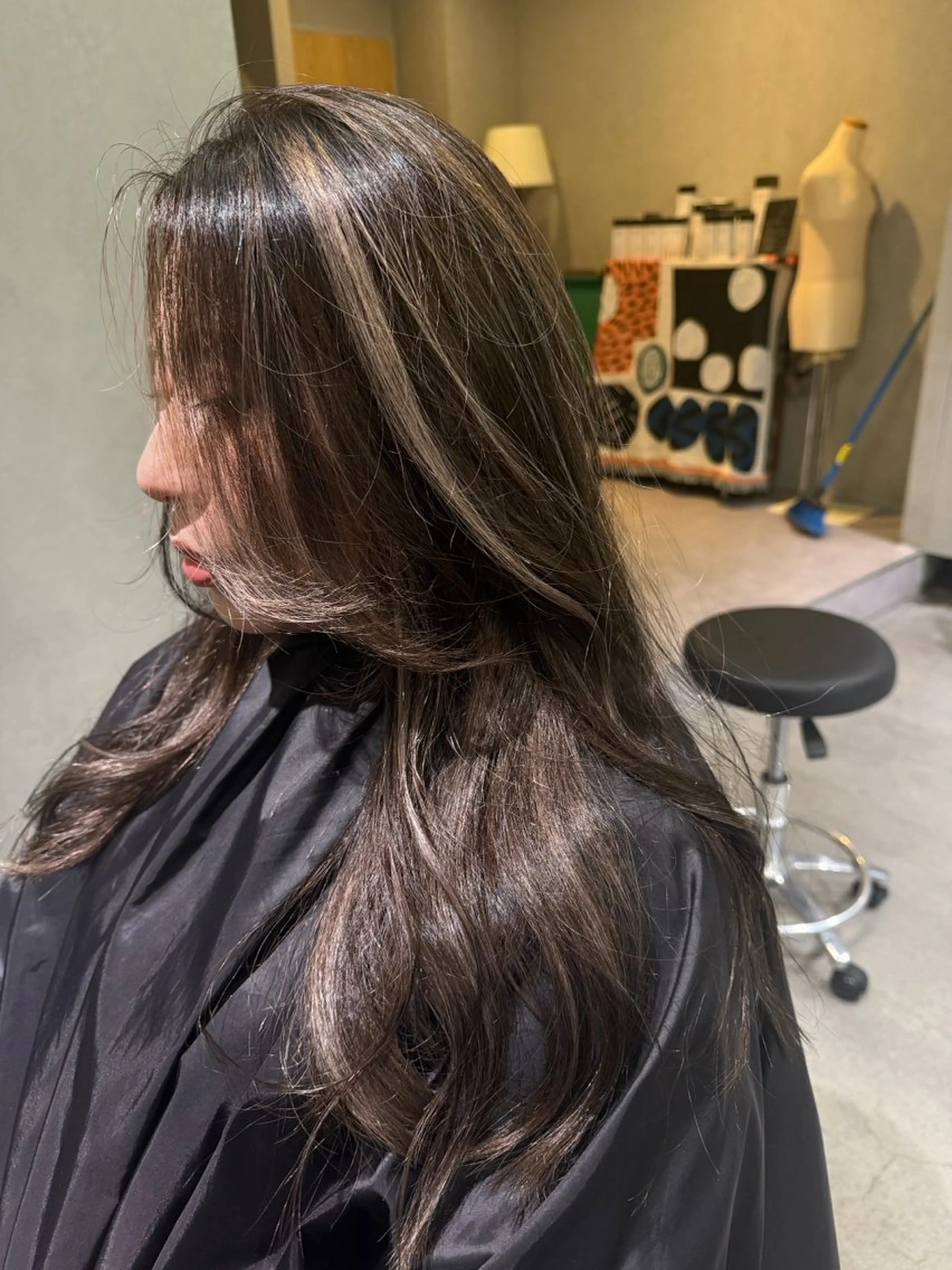 ロング カラー ハイライトカラー 外国人風カラー ハイライト ヘアカラー morrow by suntown所属・💙AKANE メンズパーマ特化💙のヘアスタイル