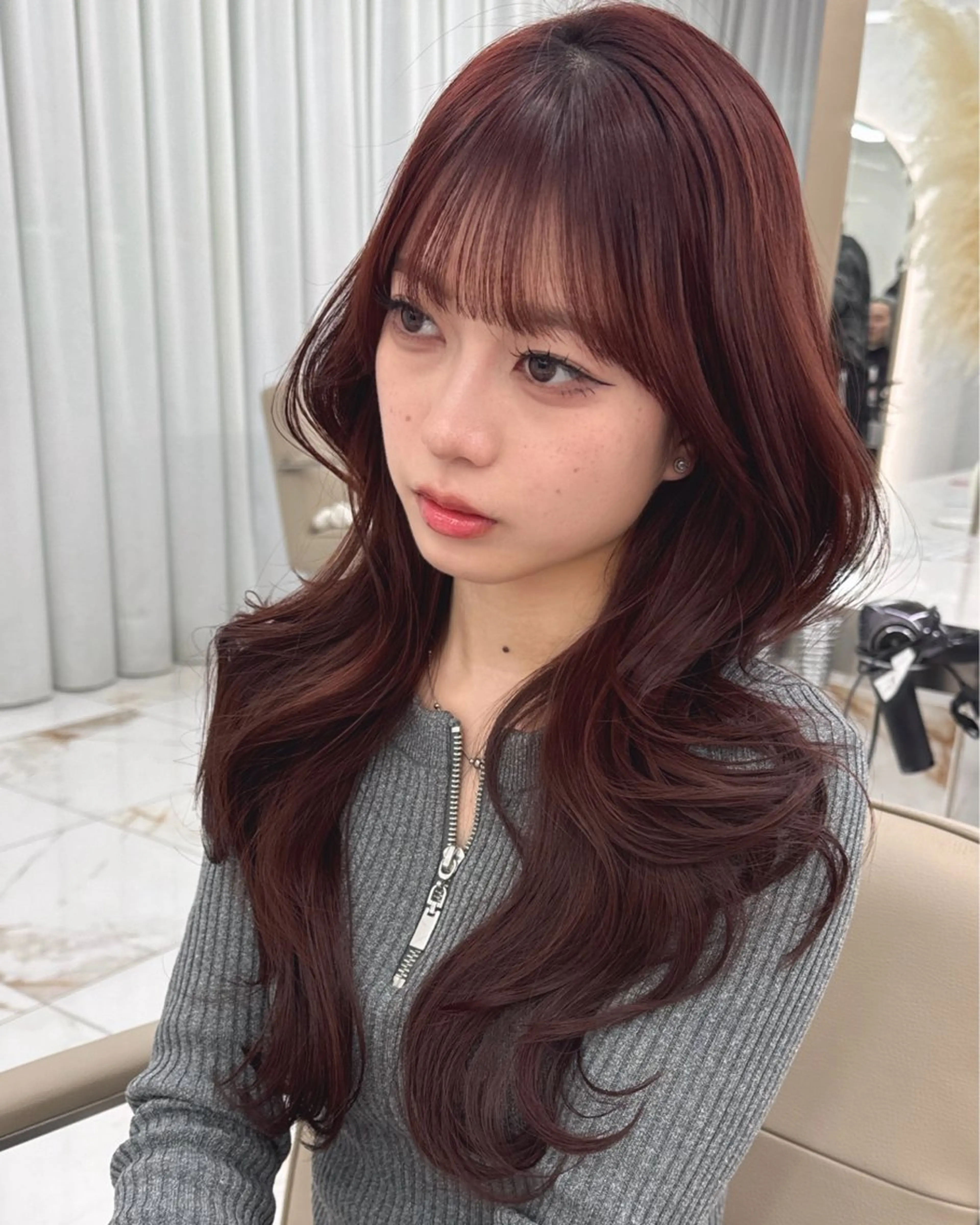 ロング 福間克徳/顔まわり /レイヤーカットのヘアスタイル