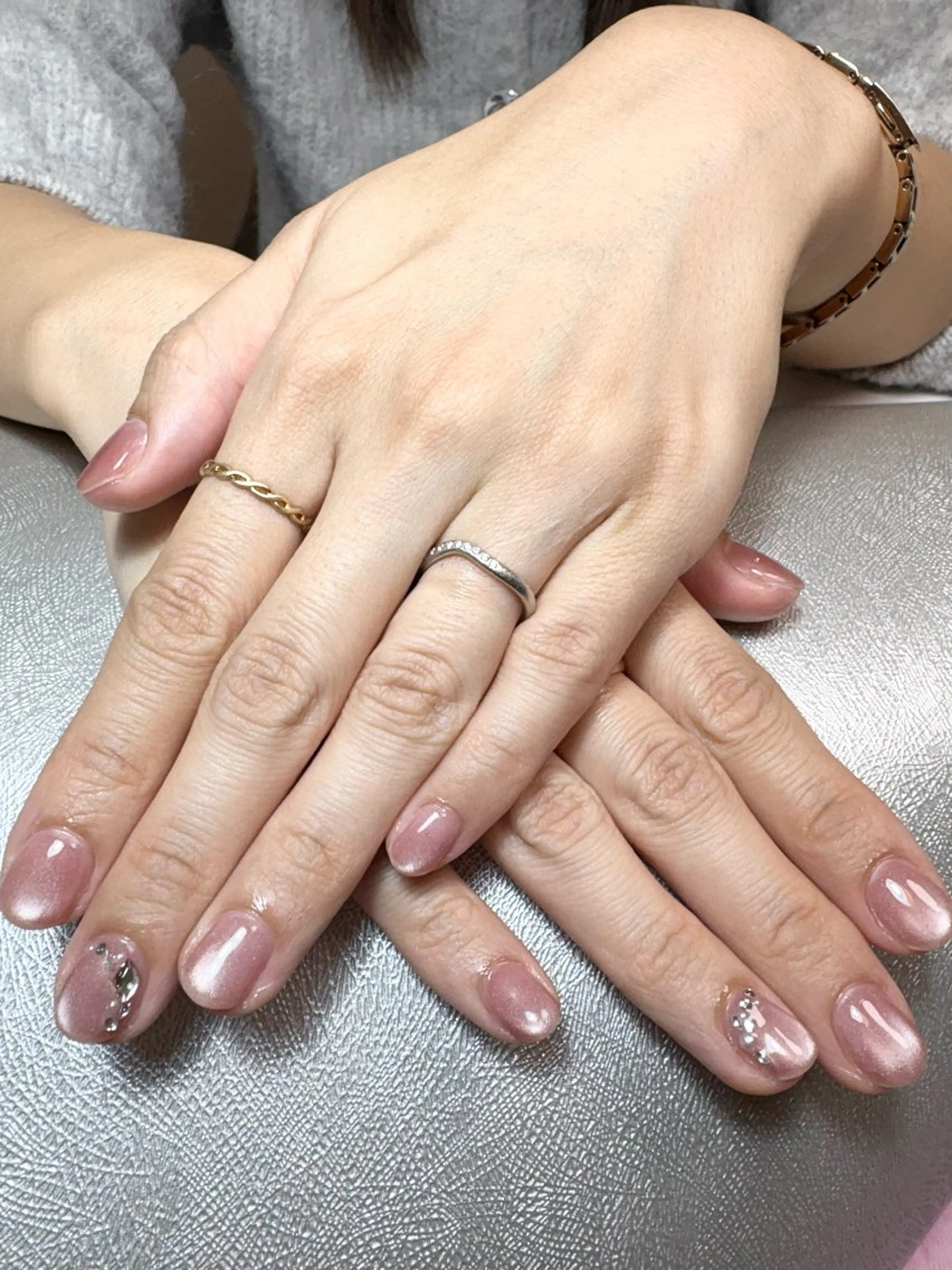 ネイル アートネイル マグネットネイル マグネットワンカラー ワンカラーネイル ピンク ハンドネイル nailsalon Lumieのネイルデザイン