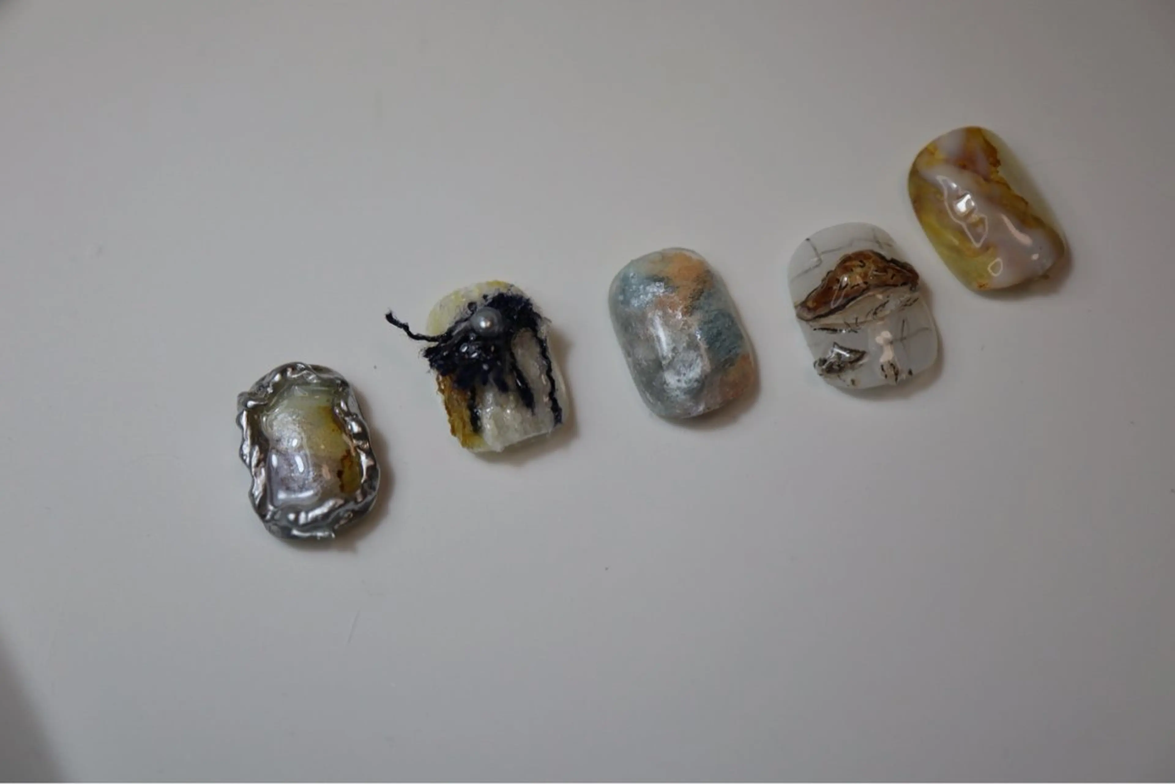 ネイル ハンドネイル YUMI ニュアンスnailsのネイルデザイン