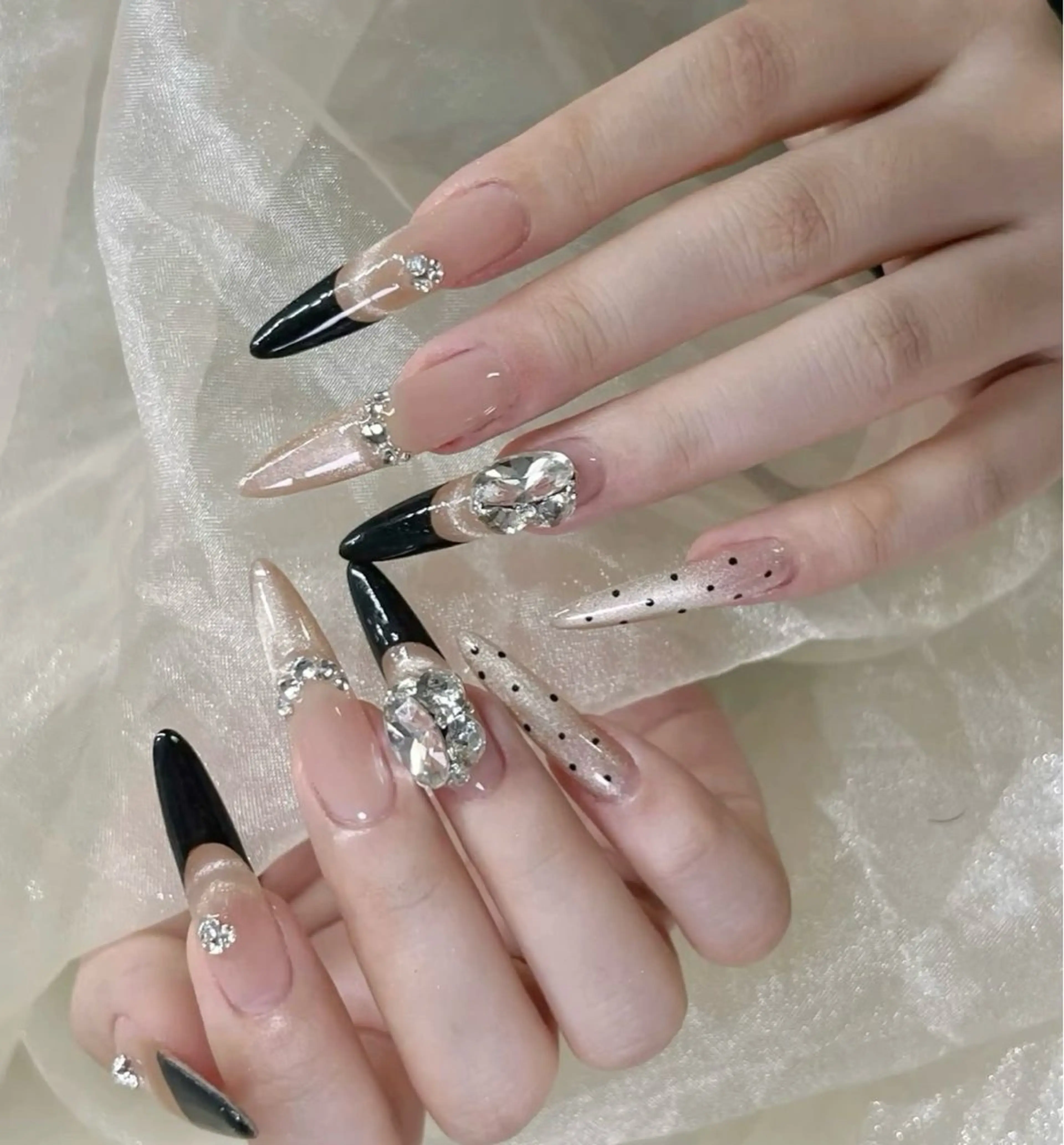 ネイル ハンドネイル Nova Nail Osakaのネイルデザイン