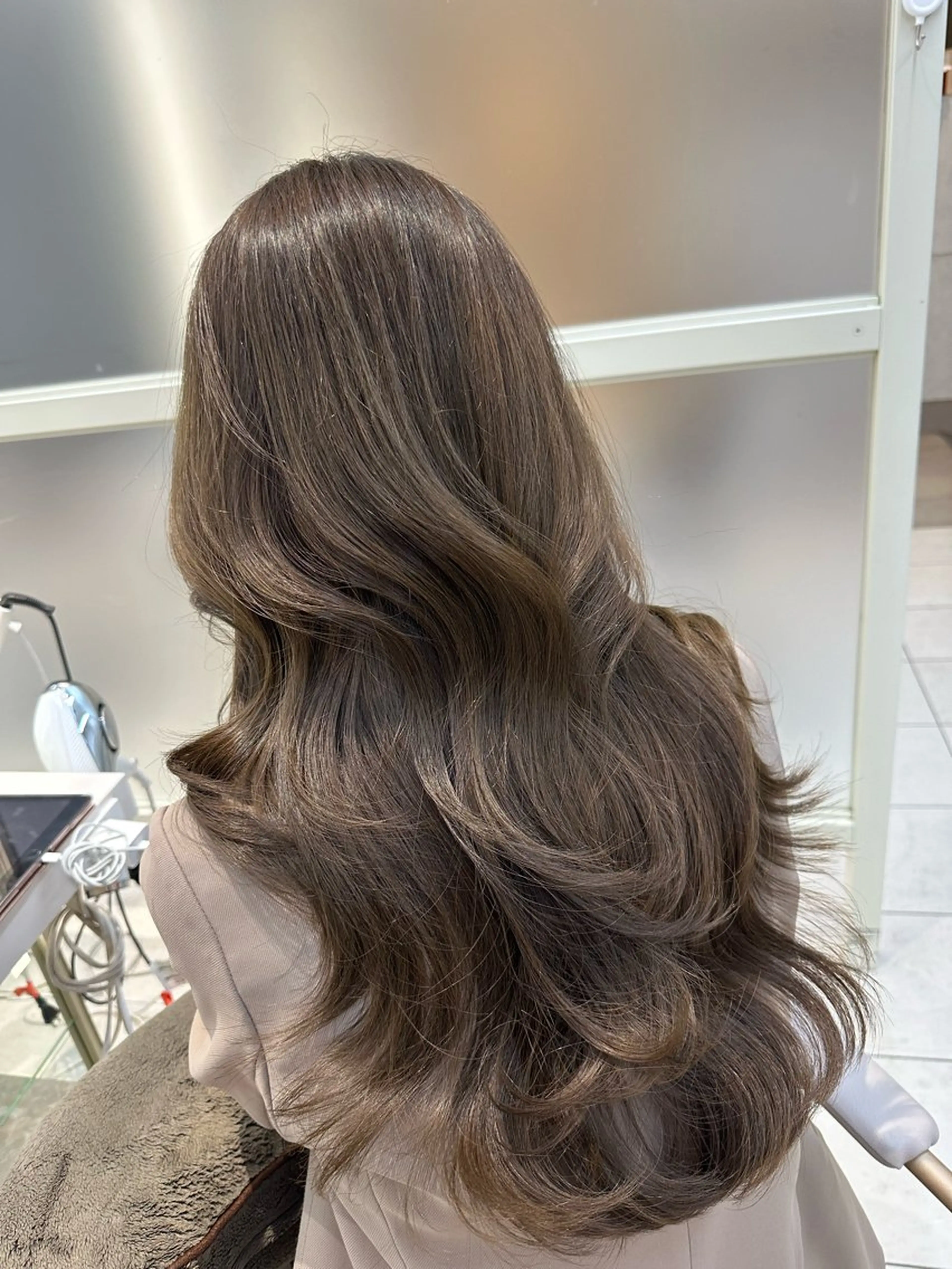 ロング oto🎀×美髪× シースルー前髪🤍のヘアスタイル