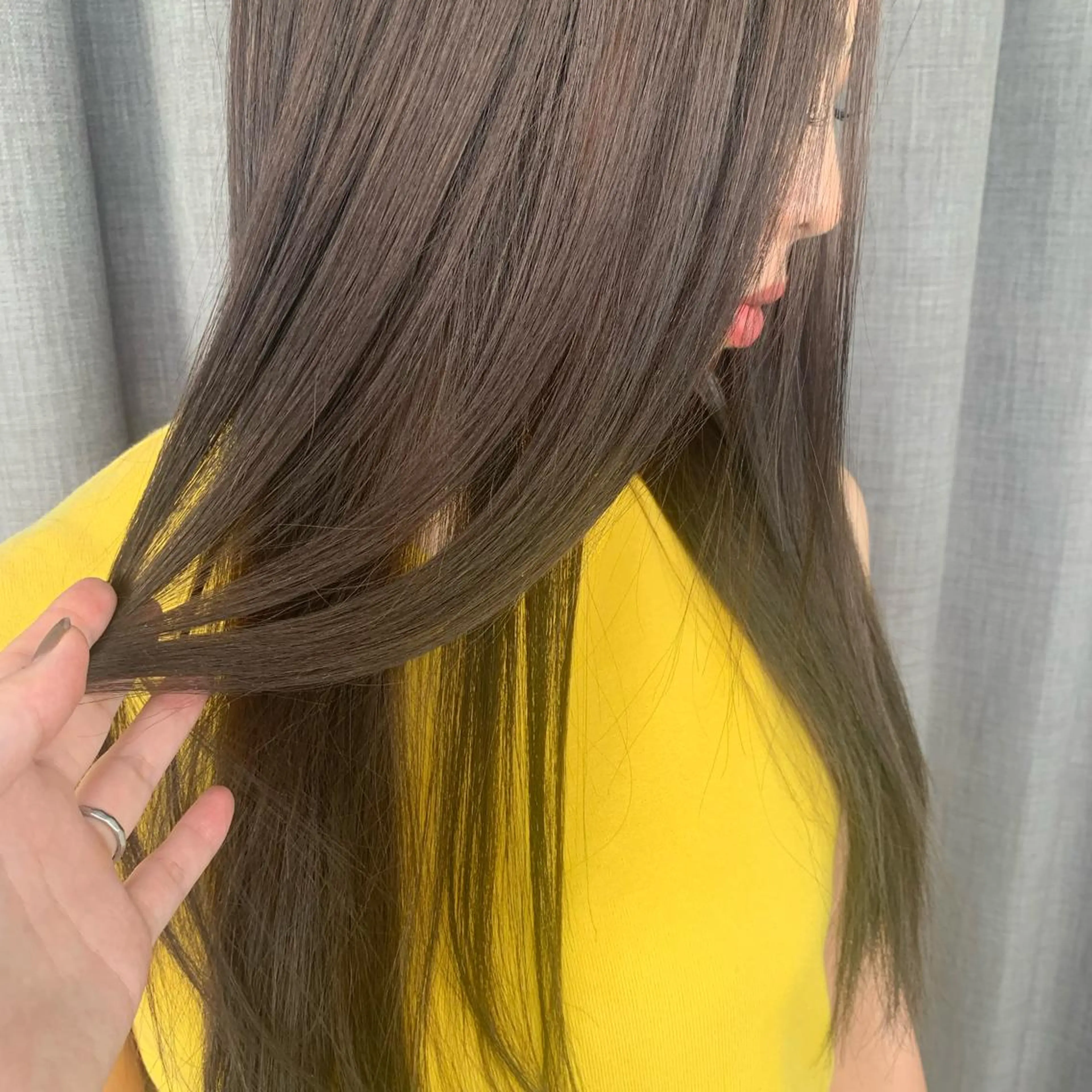 ロング ヘアカラー トリートメント etore 矢場町 南沙希のヘアスタイル