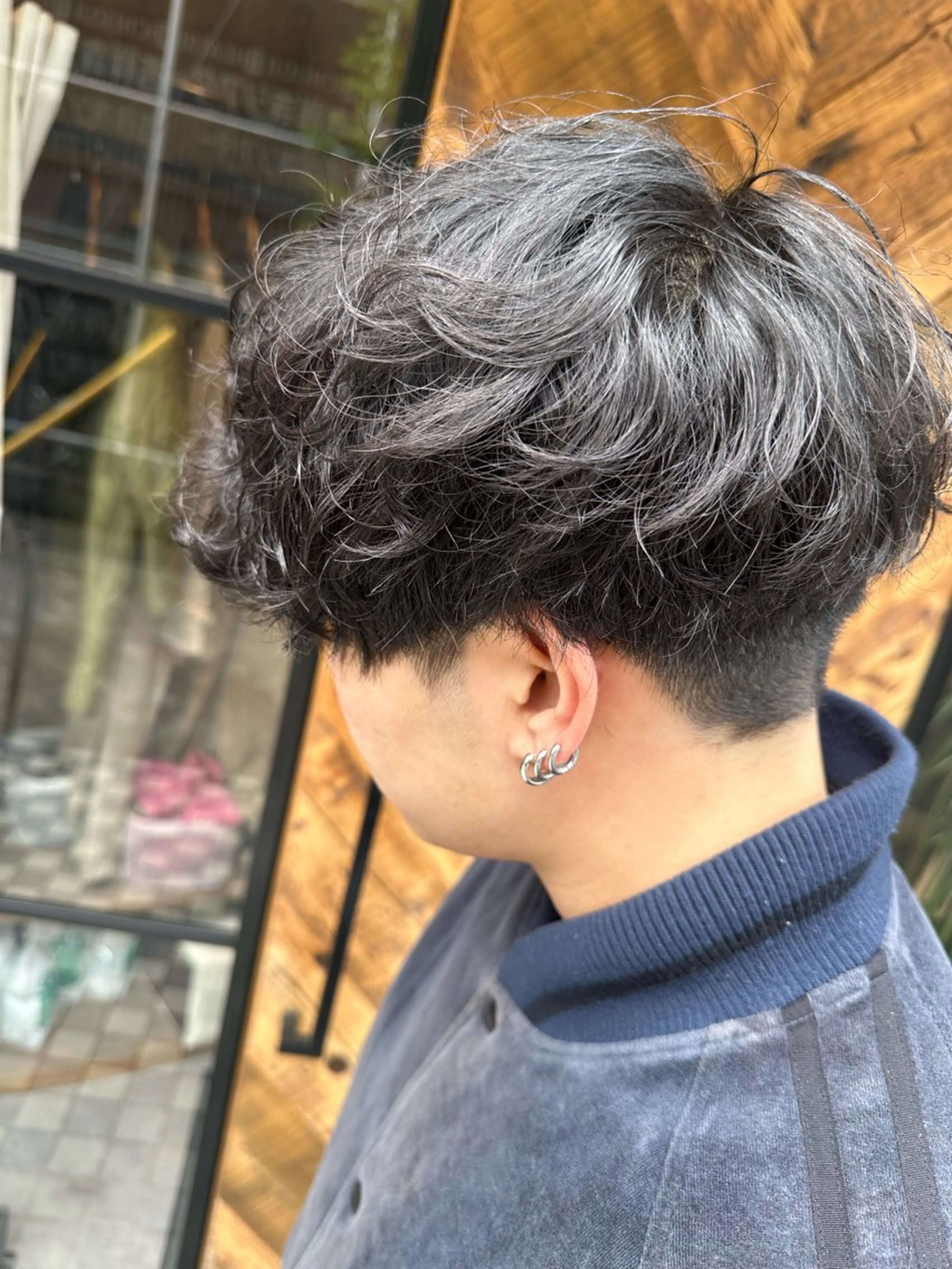 パーマ メンズ フェードカット メンズパーマ 波巻きパーマ ニュアンスパーマ カット パーマ メンズカット　パーマ 特化美容師　中野稜平のヘアスタイル