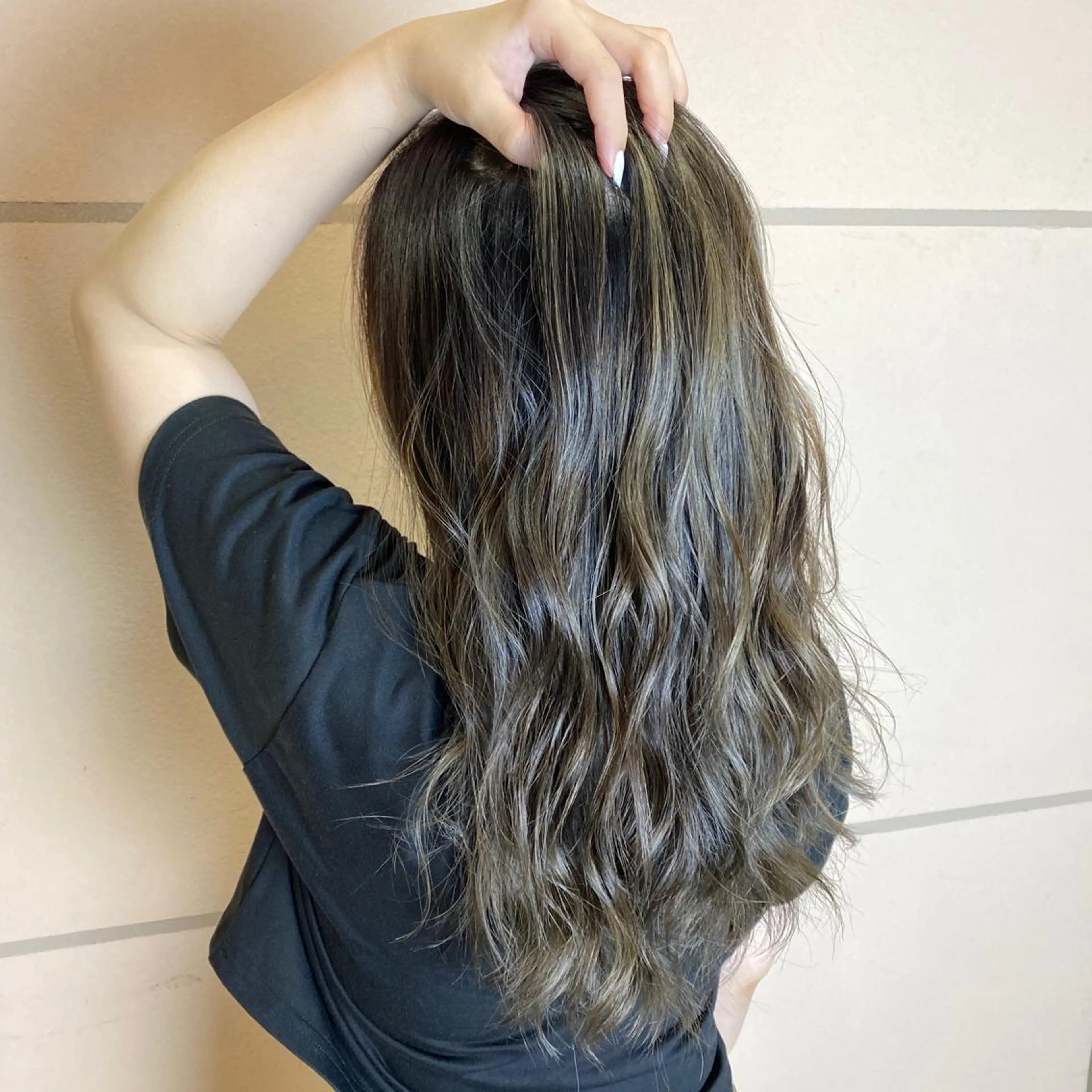 ロング カラー TRUCK トラックのヘアスタイル