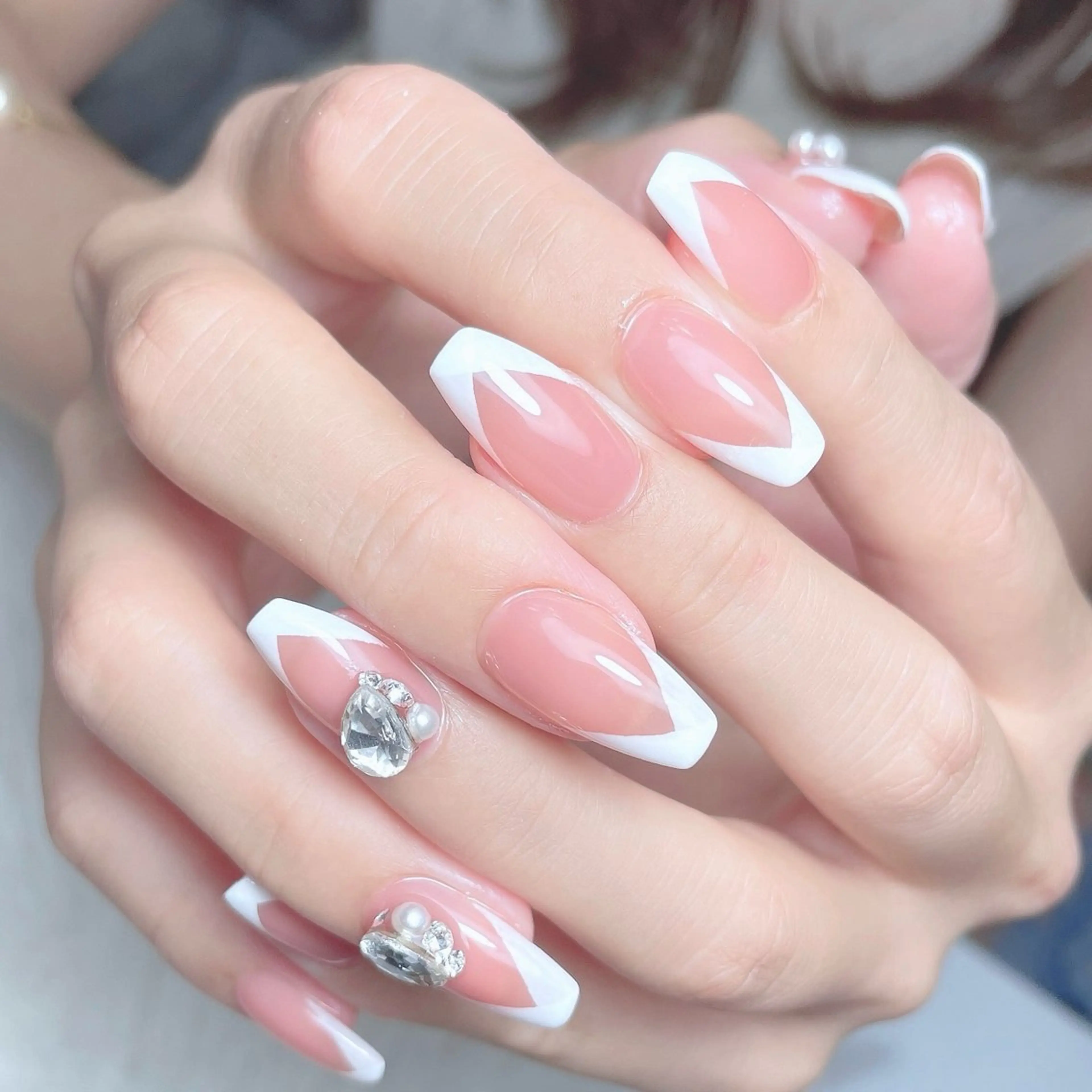 ネイル フレンチネイル ハンドネイル CHÉRI .のネイルデザイン