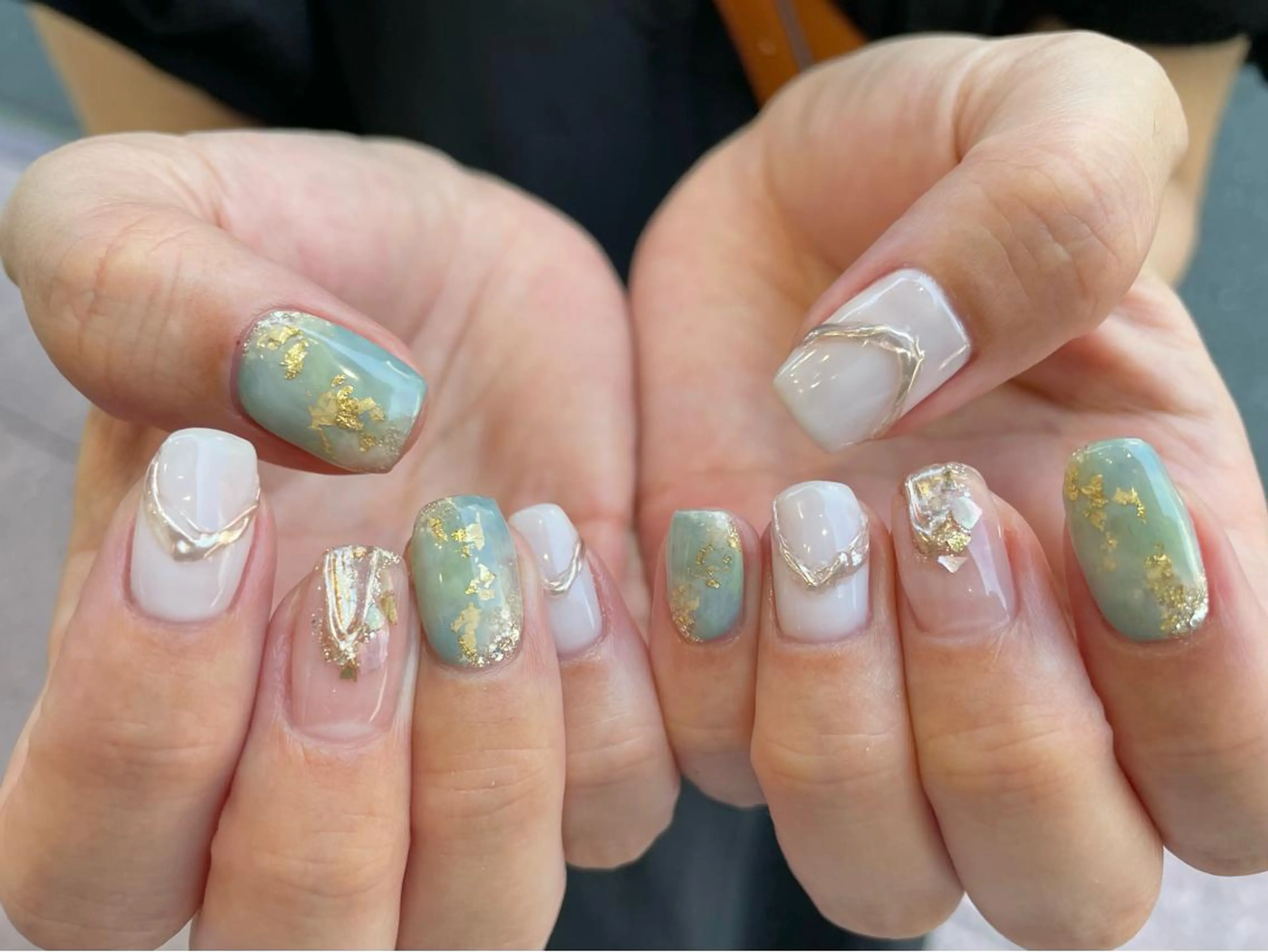 ネイル ハンドネイル Ash関内ネイリスト 荒木晴香のネイルデザイン