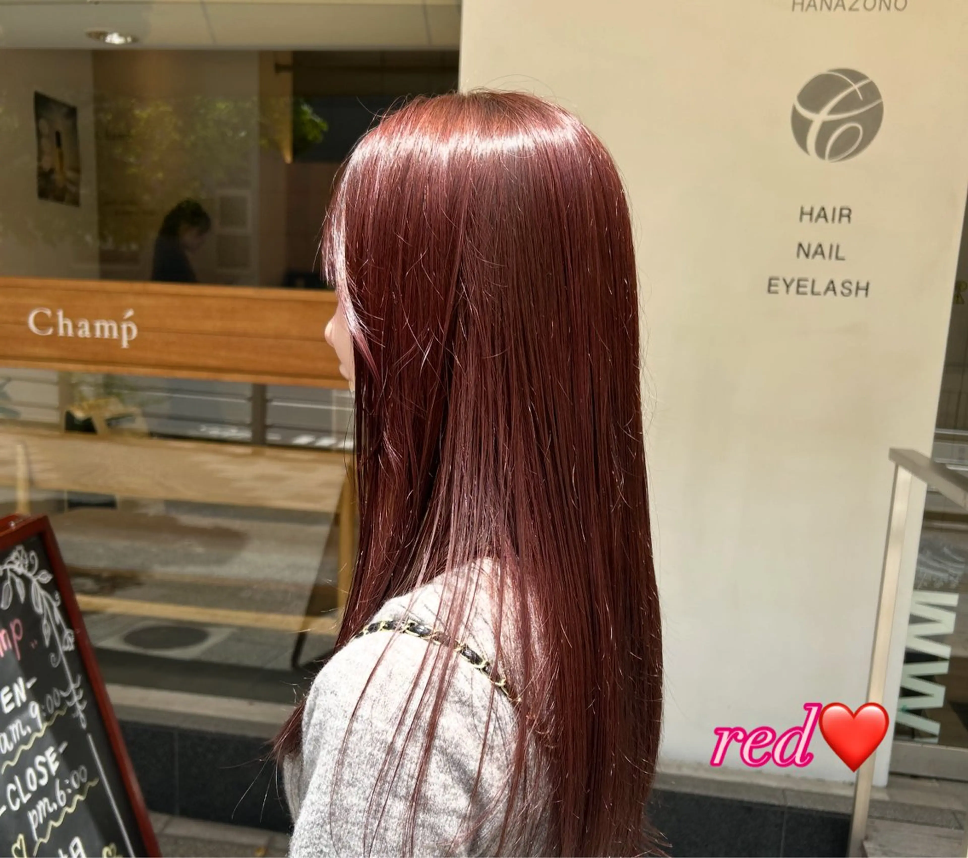 ロング カット ヘアカラー 古林 彩花のヘアスタイル