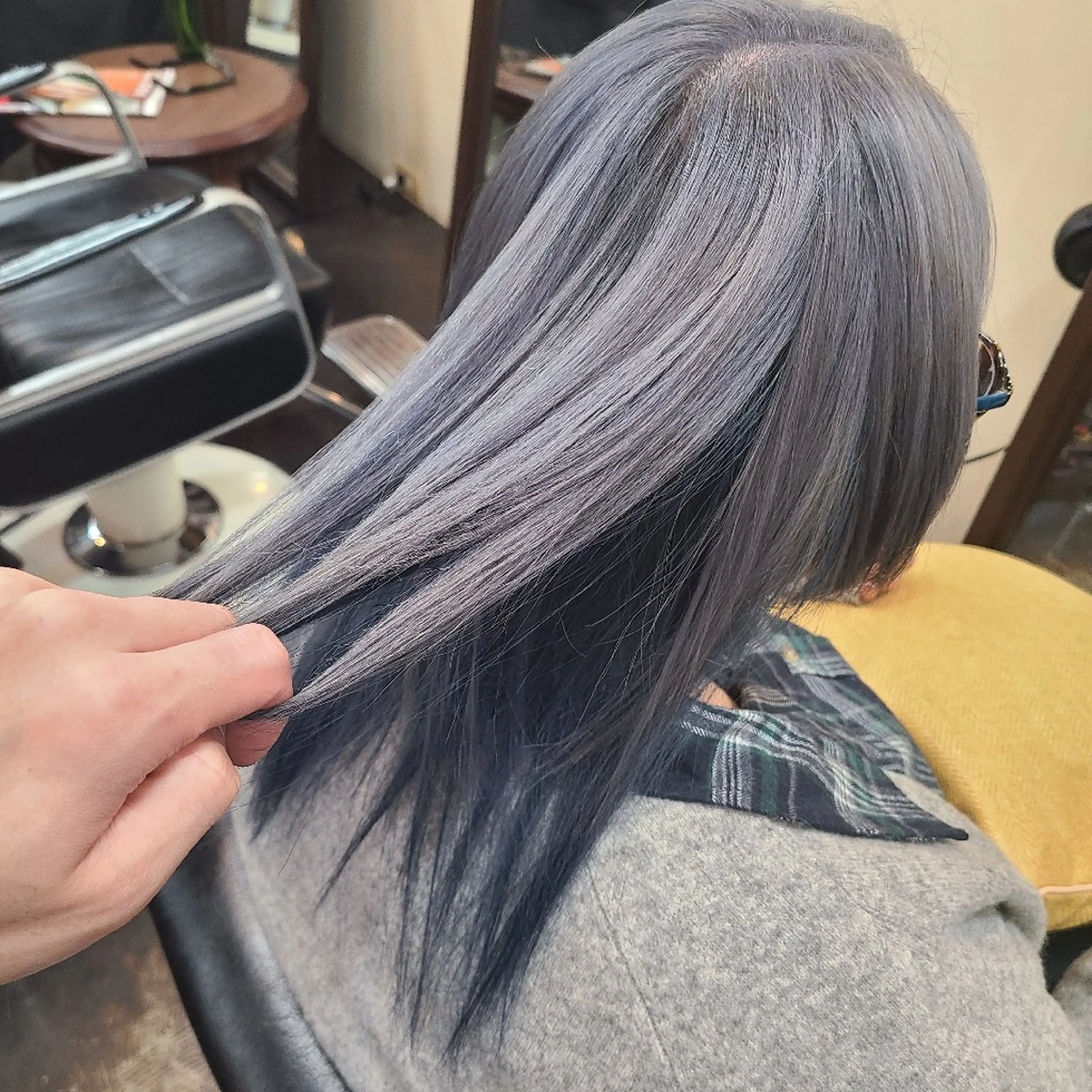 ミディアム カラー カット ヘアカラー トリートメント ✂ 大通の美容室 ✂ Ｋ Ａ Ｉのヘアスタイル