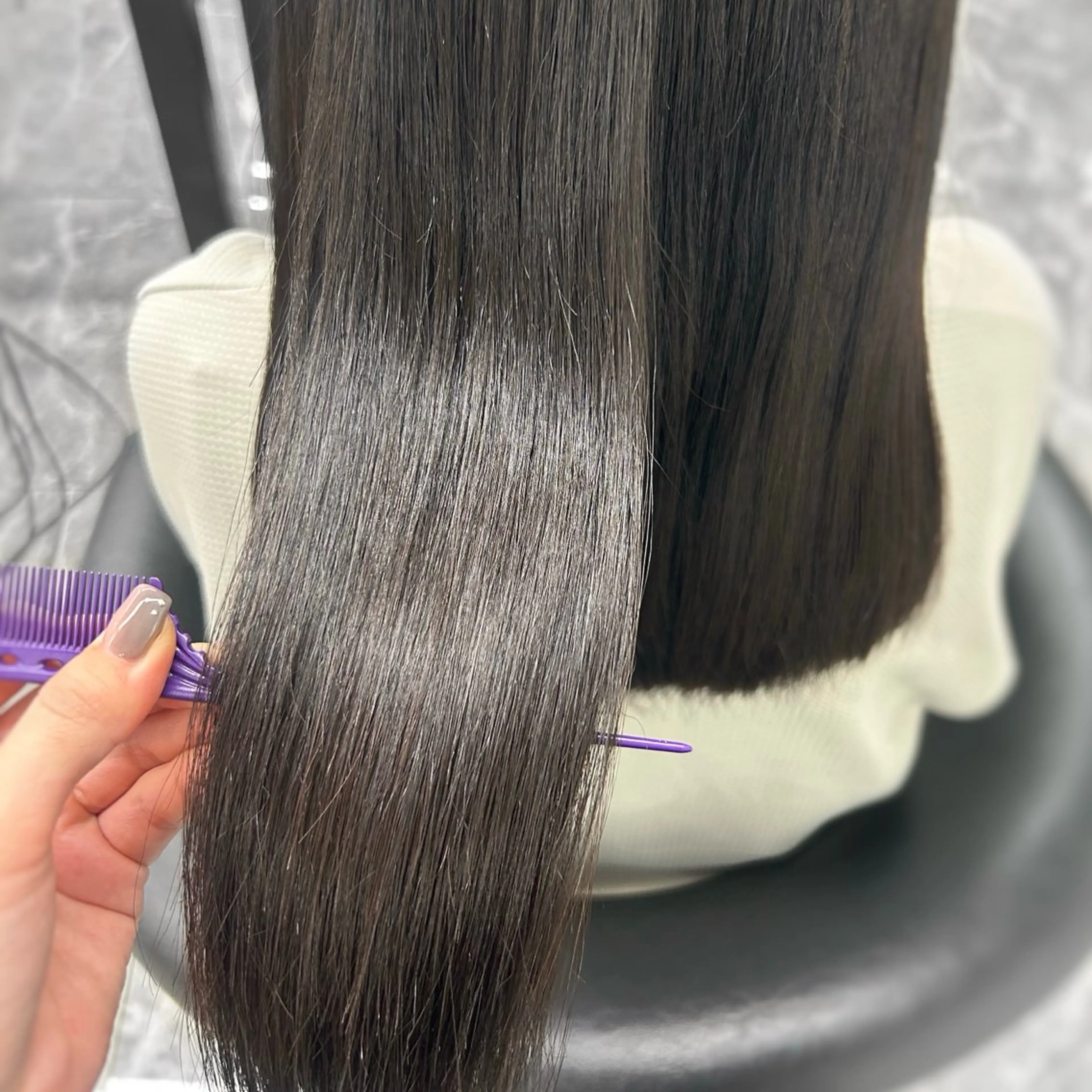 ロング 𝘠𝘶𝘪 / 透明感カラーのヘアスタイル