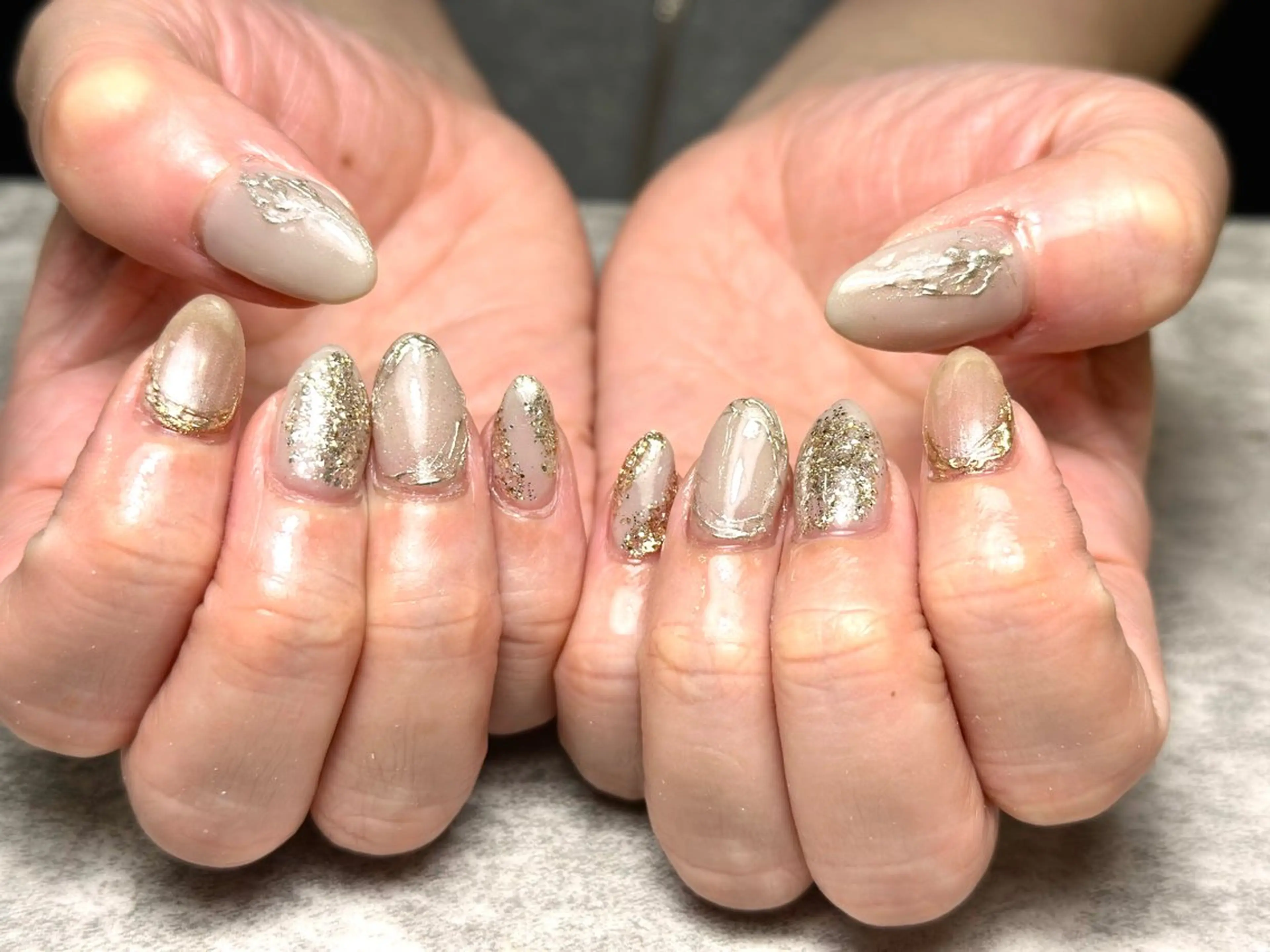 ネイル La vie mi nailニュアンスのネイルデザイン