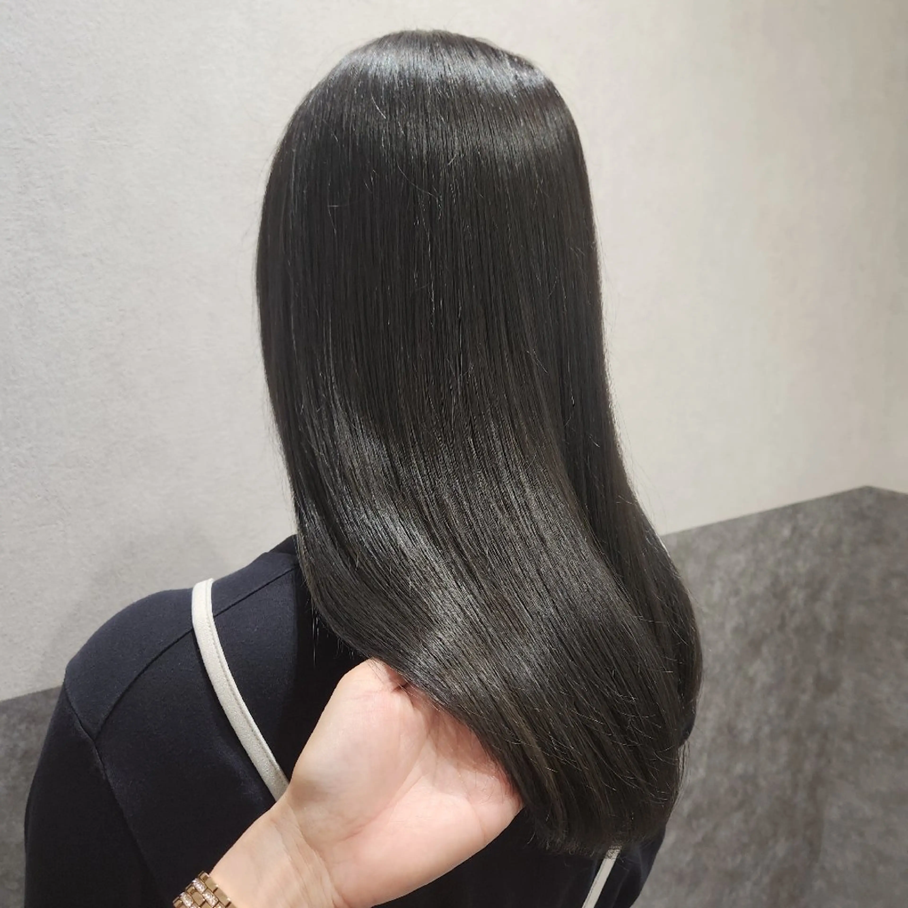 セミロング カラー トリートメント O.hair designers所属・シールエクステ🎀 ホシノ🕒ユウカのヘアスタイル
