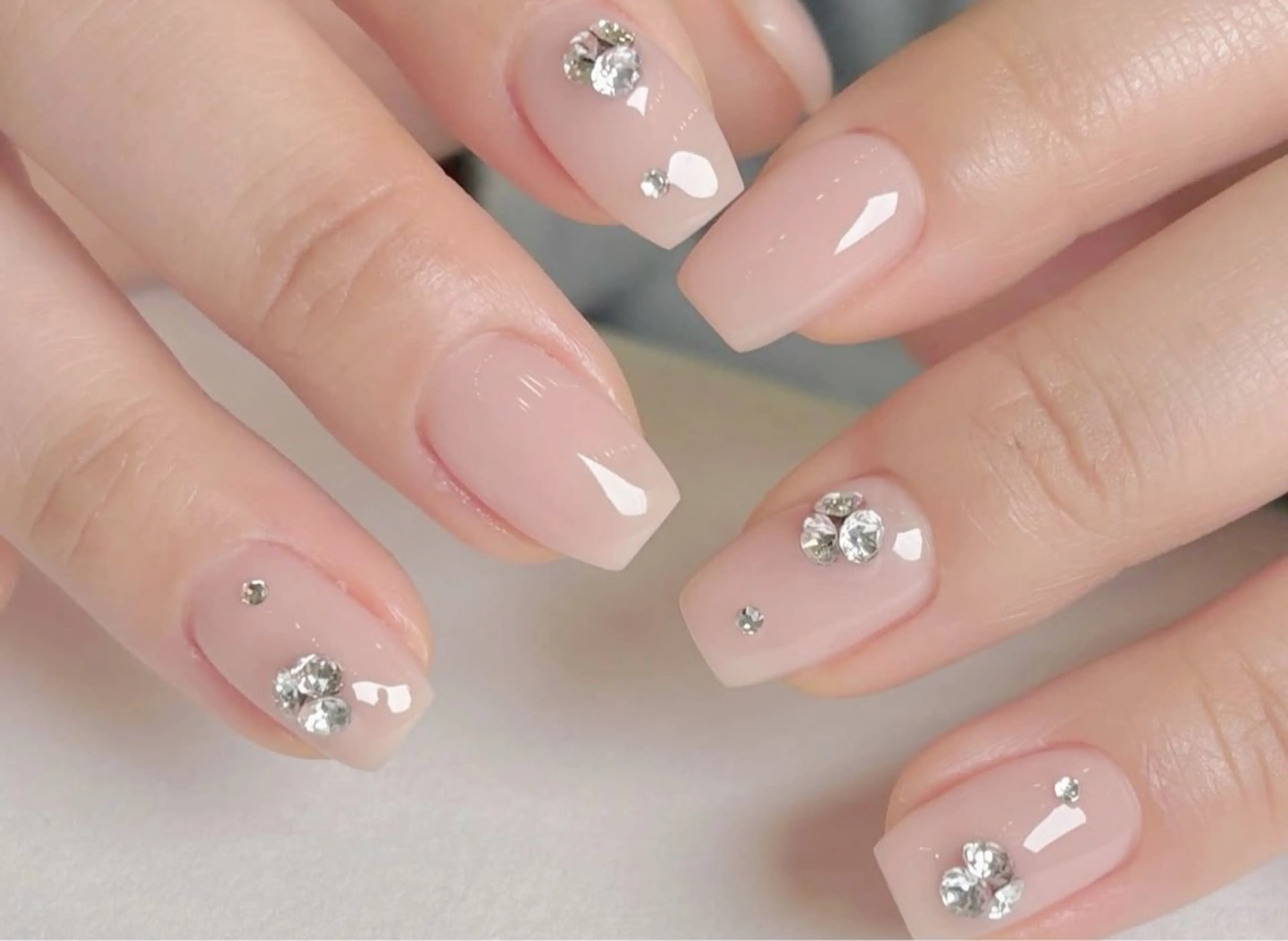 ネイル チークネイル 長さ出し フットネイル フレンチネイル ジェルネイル ヘアカラー C&S Nail Salon所属・C&S Nail Salonのネイルデザイン