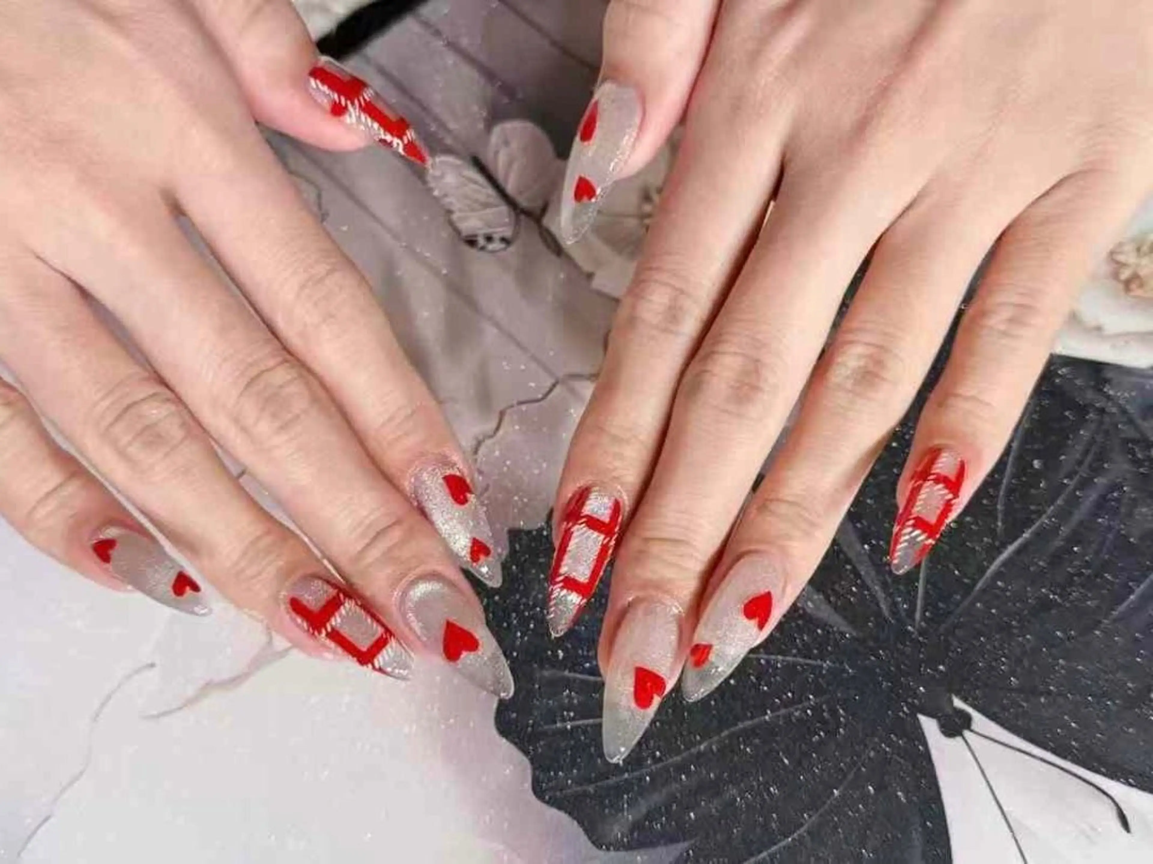 ネイル アートネイル フットネイル ジェルネイル ハート マグネットネイル My nail所属・babarla Nailのネイルデザイン