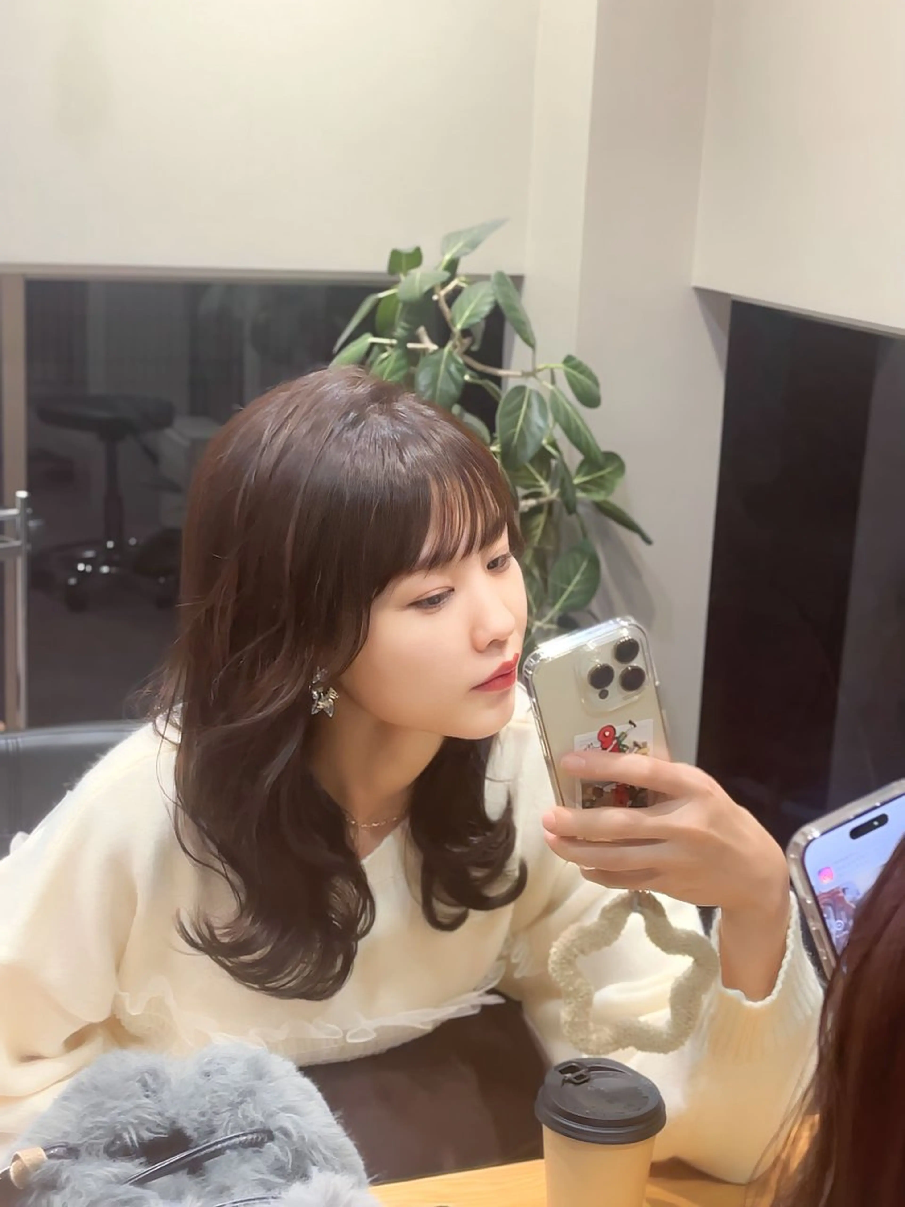 ミディアム カラー パーマ ヘアアレンジ カット ヘアカラー トリートメント ヘッドスパ 佐藤優太朗 似合わせ/髪質改善のヘアスタイル