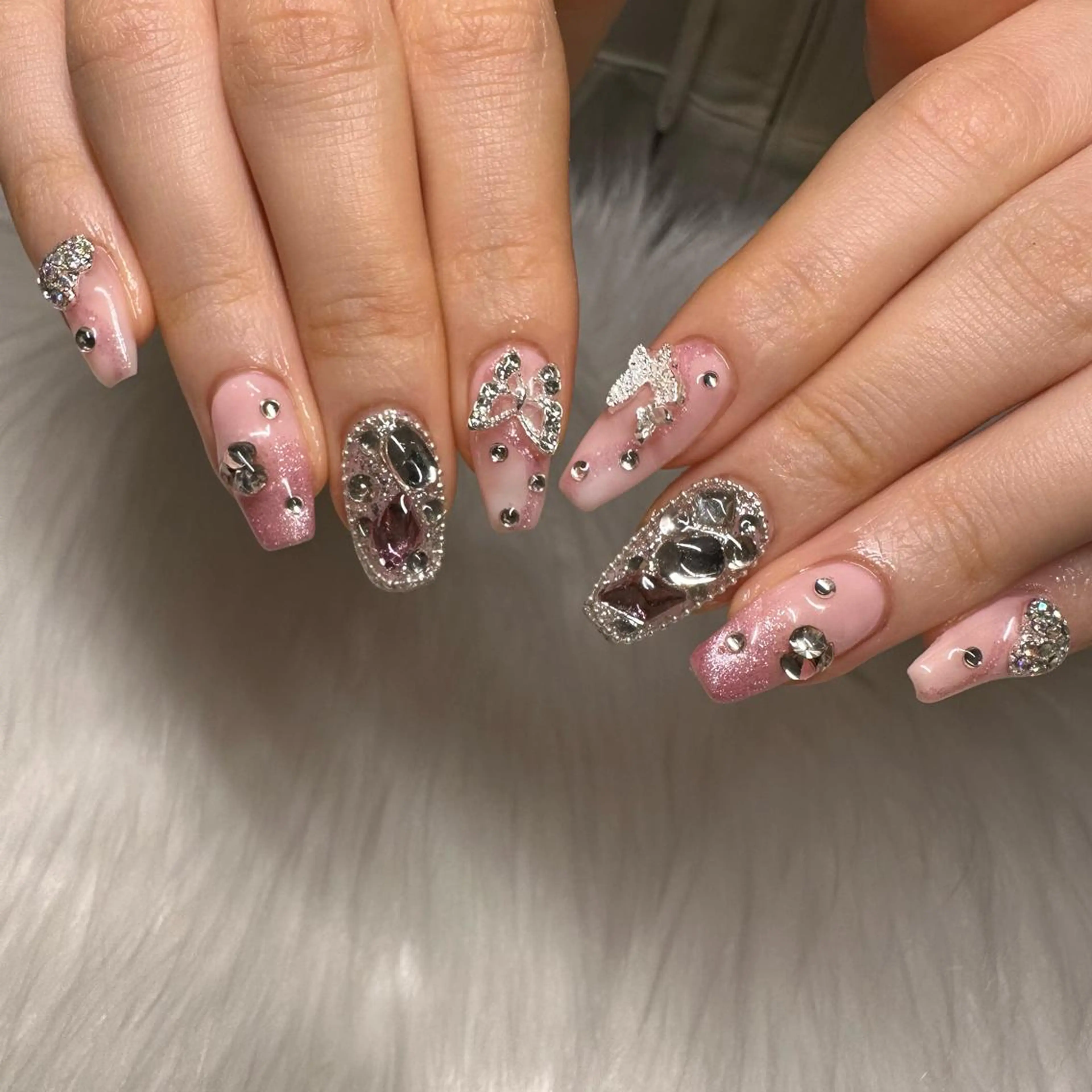 ネイル ハンドネイル Nailist Amiのネイルデザイン