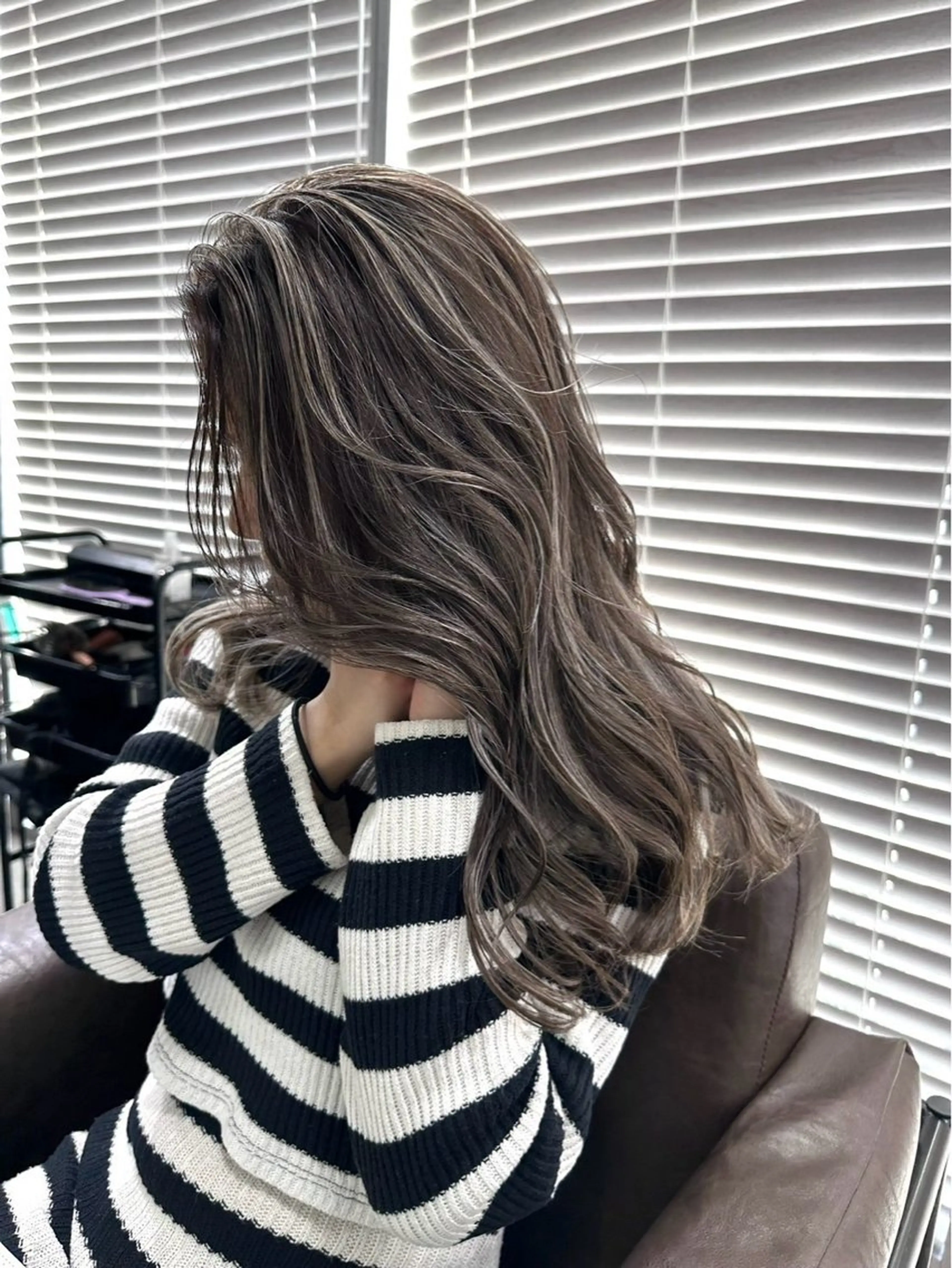 ロング ヘアカラー トリートメント ブリーチ✨ハイライト 透明感カラー/アヤノのヘアスタイル
