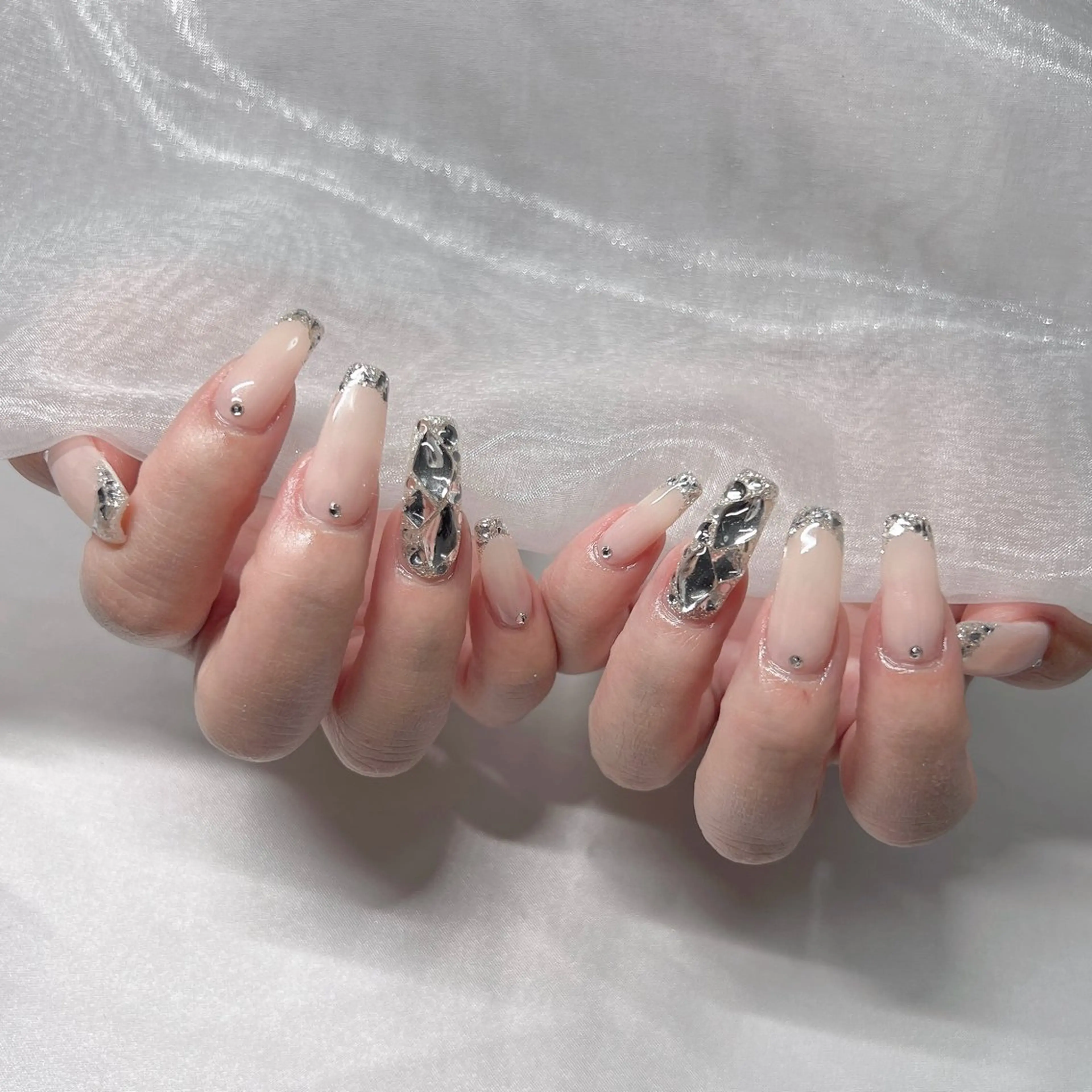 ネイル ジェルネイル 韓国ネイル ラメ(グリッター) マグネットネイル ミラーネイル ハンドネイル -nail salon-Reward所属・nail salon Rewardのネイルデザイン