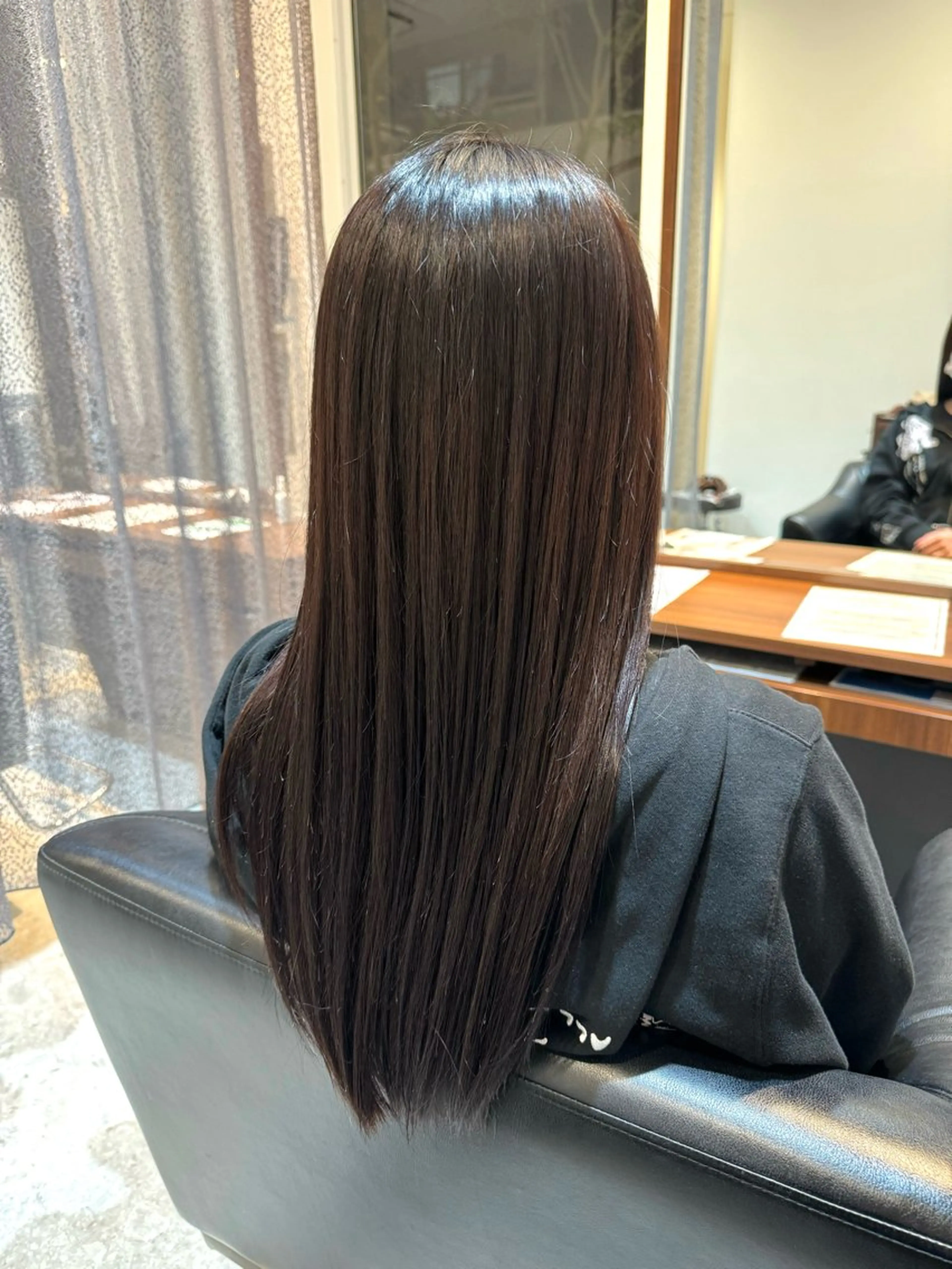 ロング カラー ハイトーンカラー ラベンダーカラー パシフィックダズールコパン店所属・吉田 裕馬のヘアスタイル