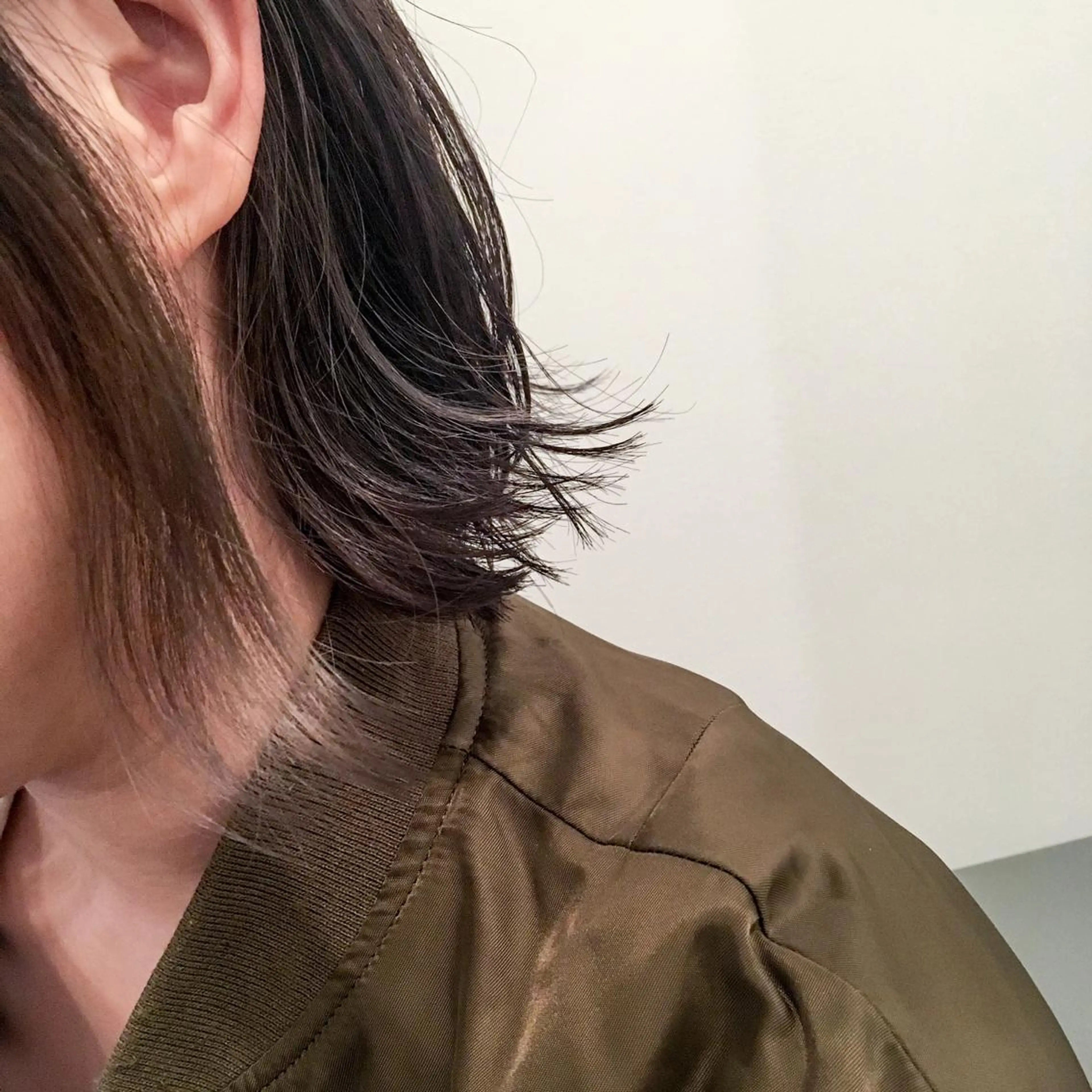 ミディアム カラー カット ヘアカラー トリートメント RINA🧤 デザインとボブのヘアスタイル