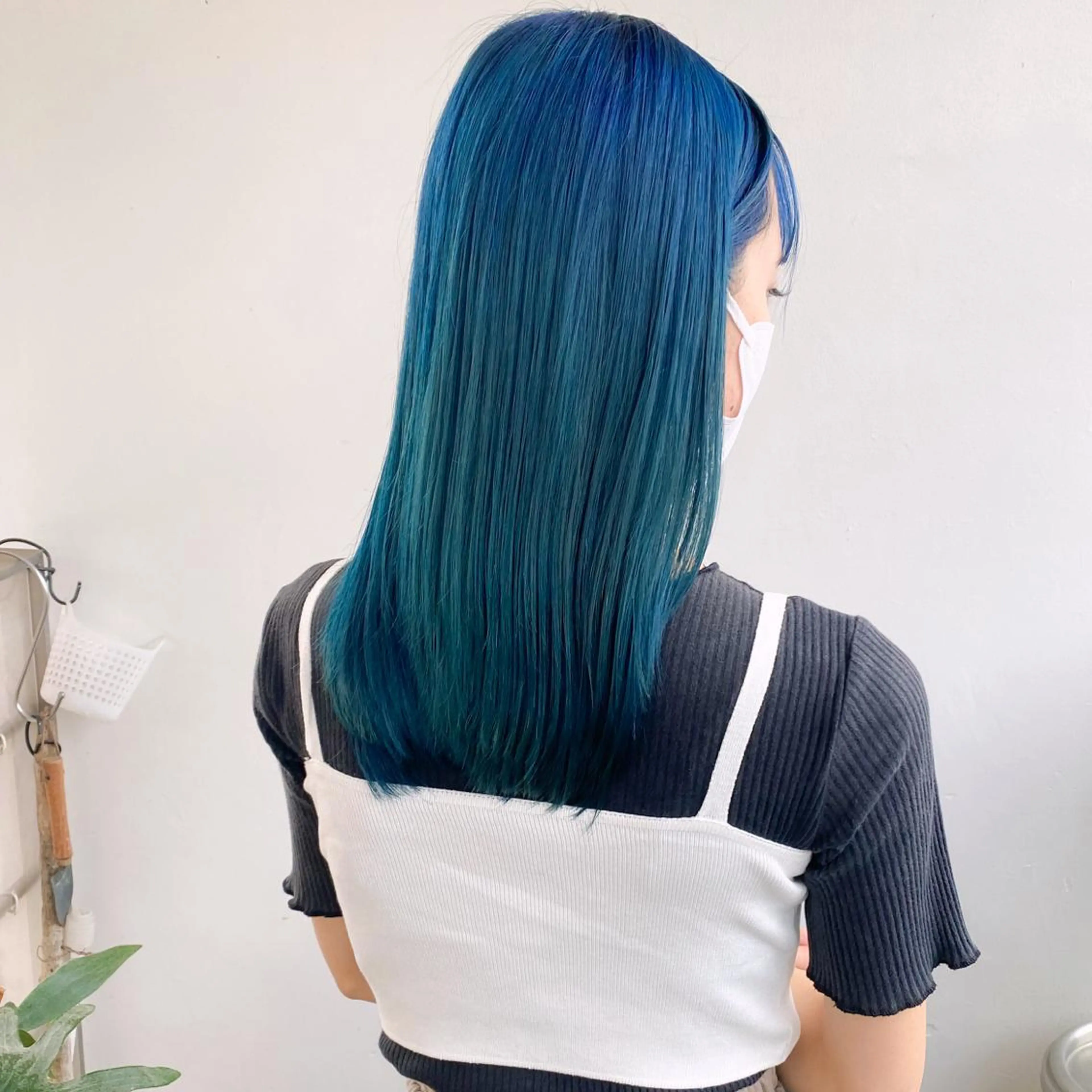 ミディアム カラー ブリーチ インナーカラー カット ヘアカラー トリートメント 中屋恵美🎨 Designカラーのヘアスタイル