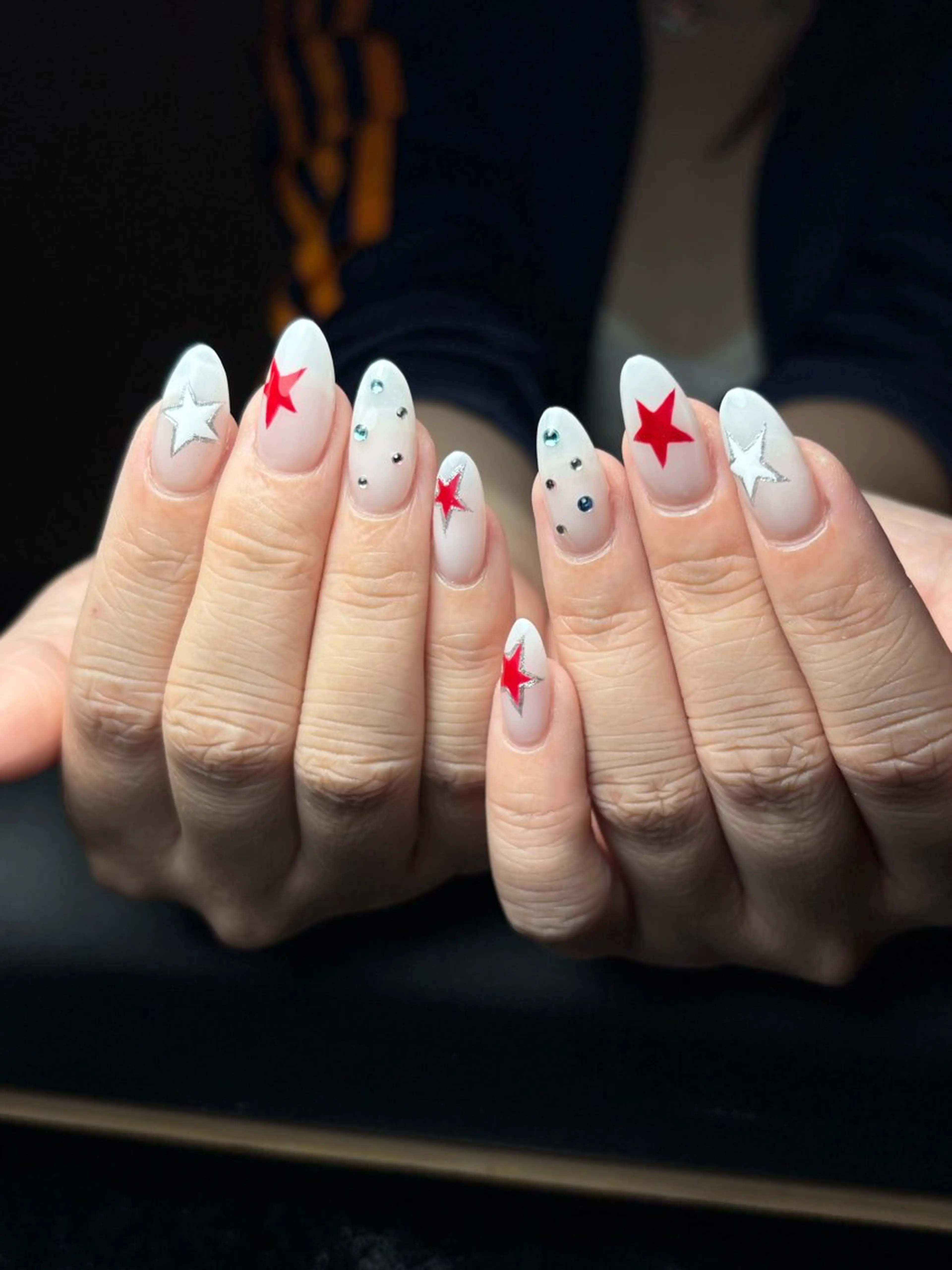 ネイル ハンドネイル モンナ CCのネイルデザイン