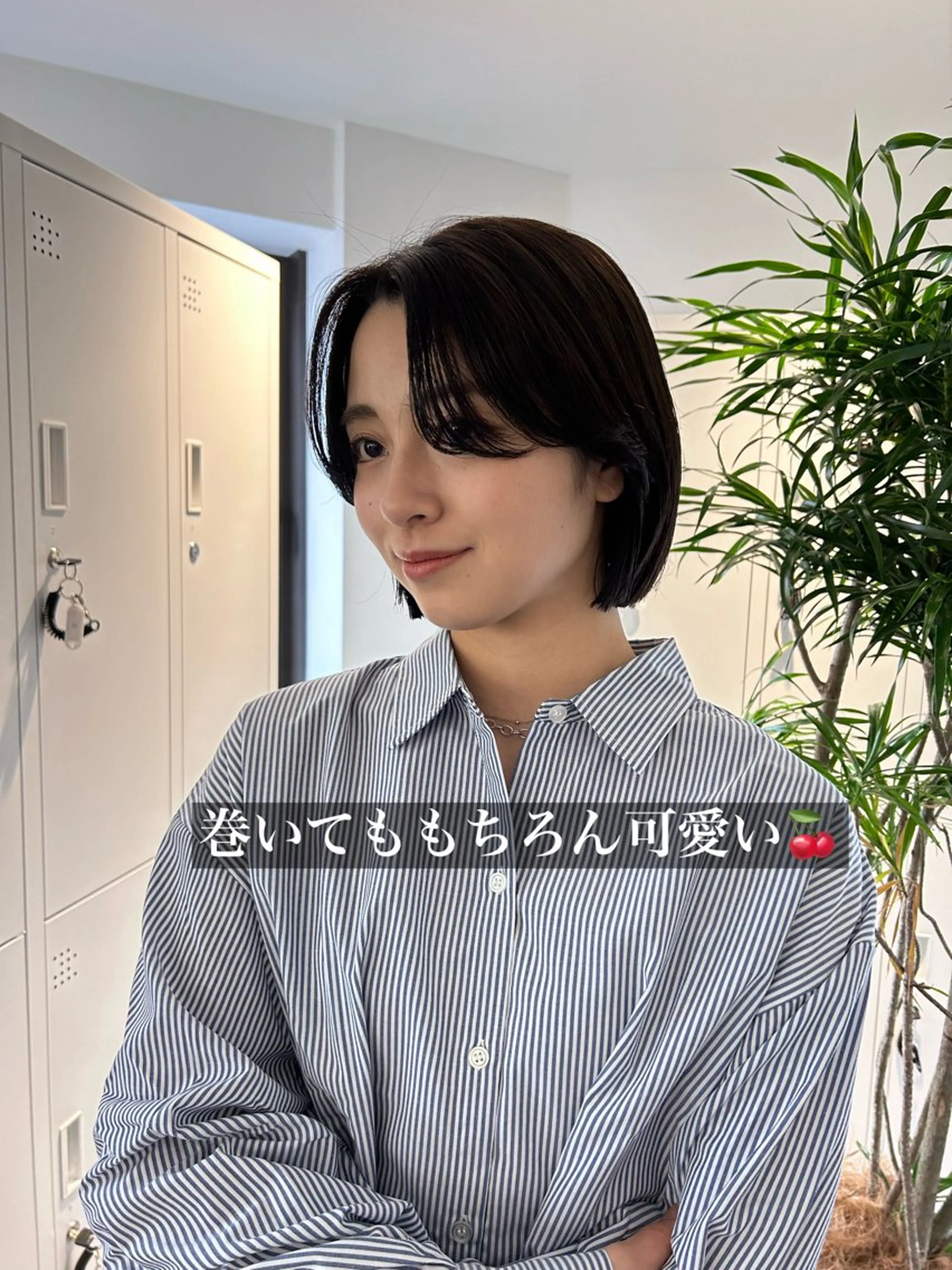ショート カラー カット ヘアカラー 切りっぱなしボブ🪐 Anzuのヘアスタイル