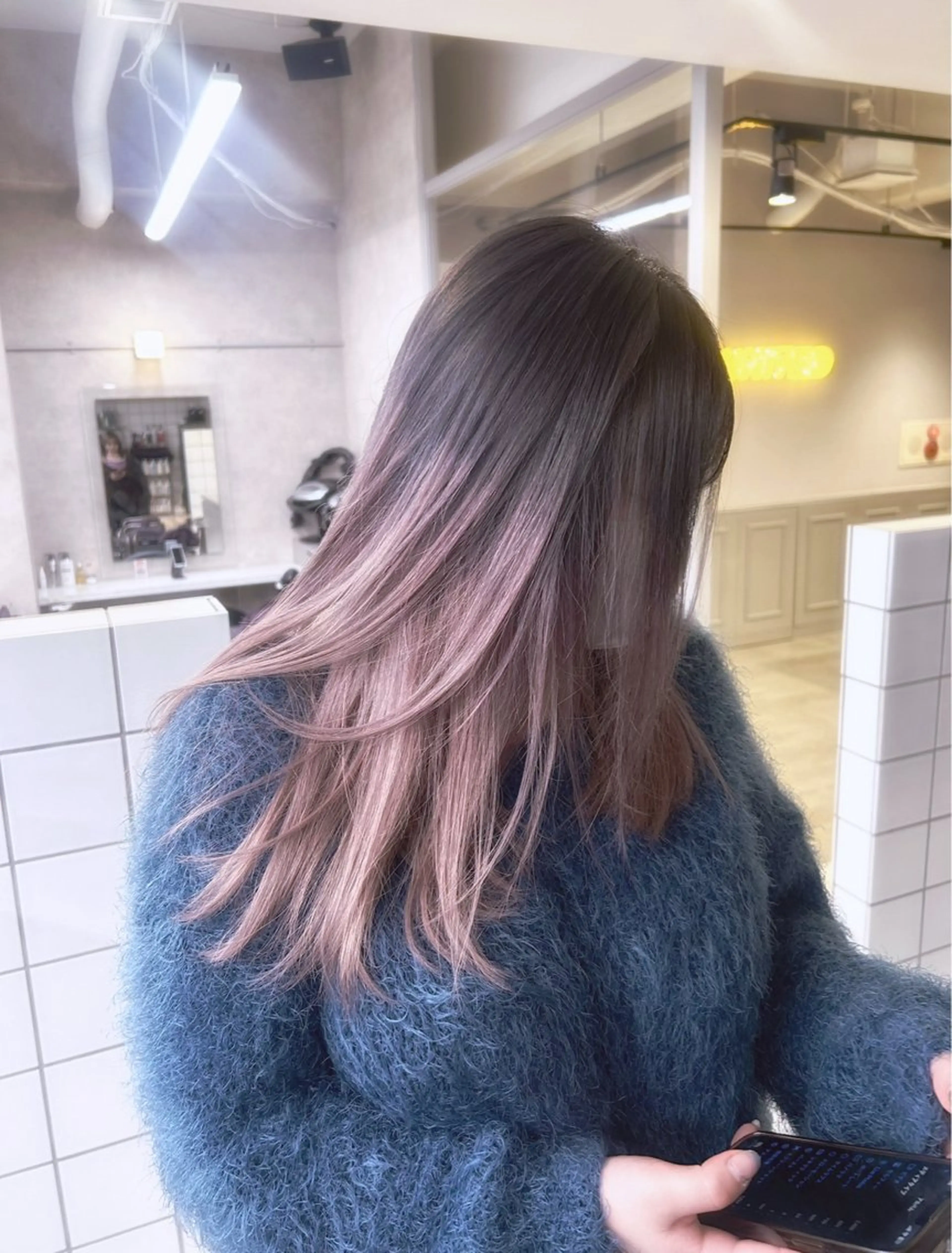 ロング カラー ヘアカラー トリートメント 韓国ヘア暗髪 ダブルカラーメンズ可のヘアスタイル