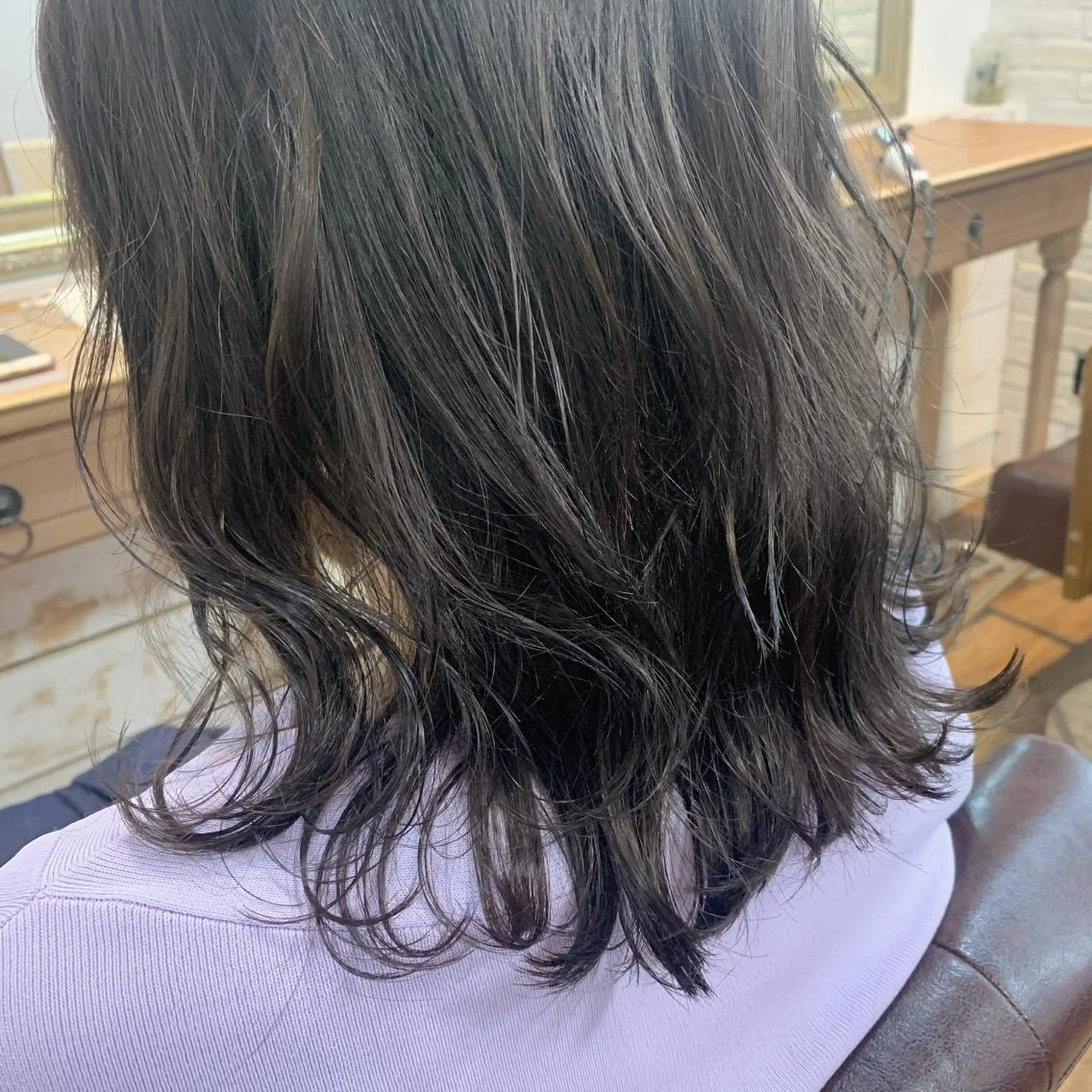 セミロング カット ヘアカラー トリートメント 【Uneユヌ】菊地 春那のヘアスタイル