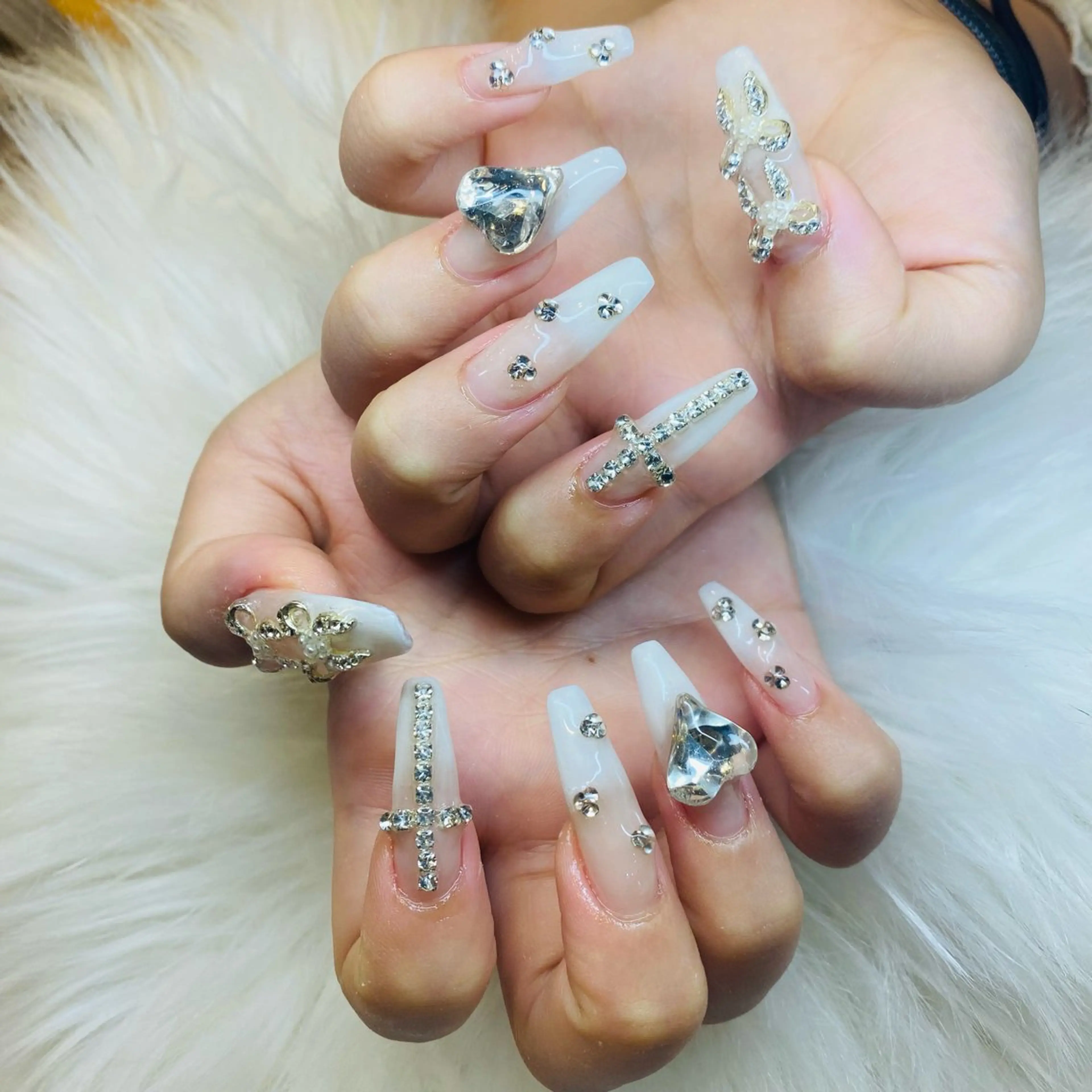 ロング ハンドネイル HANA まいさのネイルデザイン