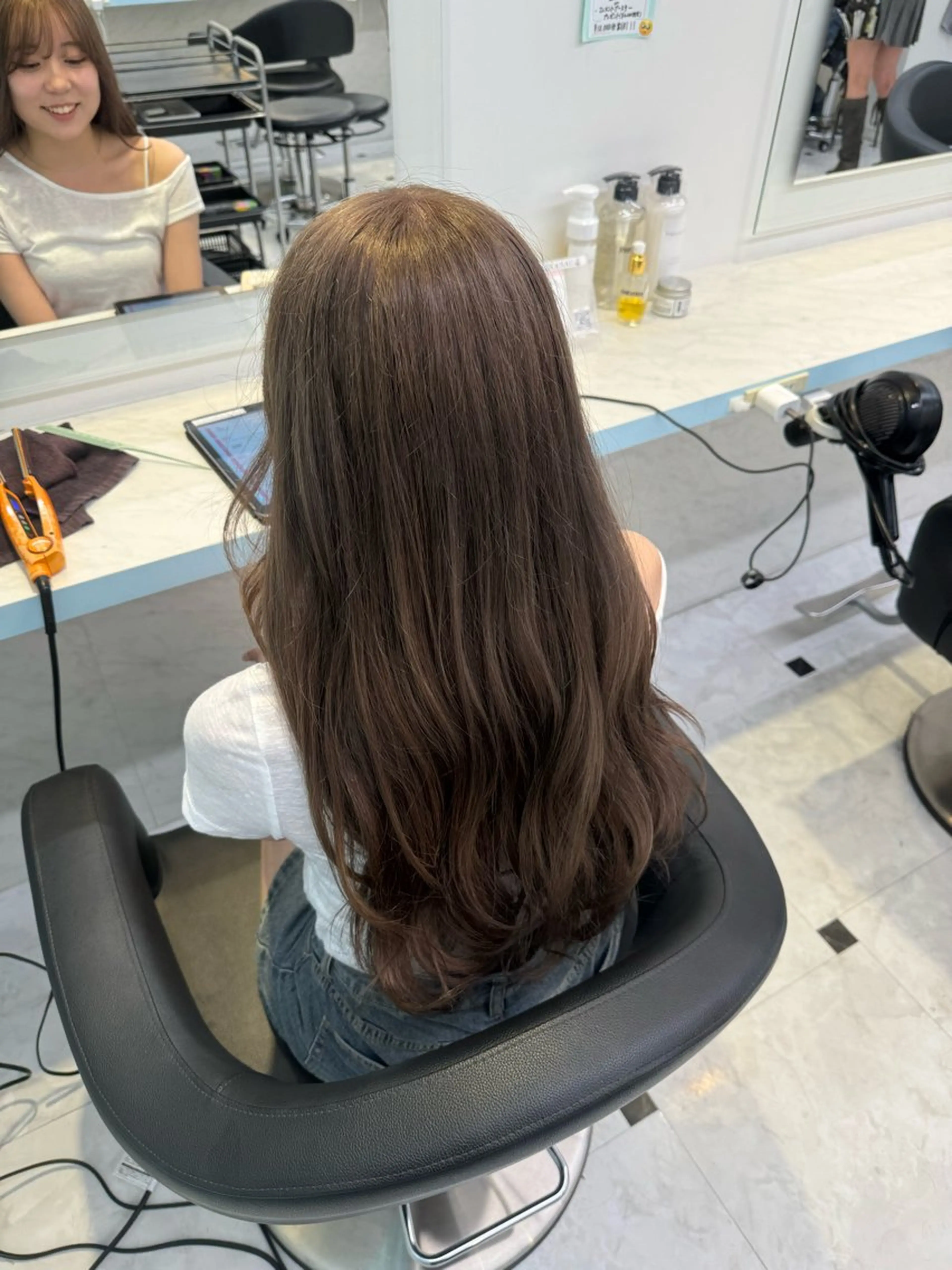 ロング カラー ヘアカラー 🧡モテ髪＆透明感 🧡オレンジ🌻🧡のヘアスタイル