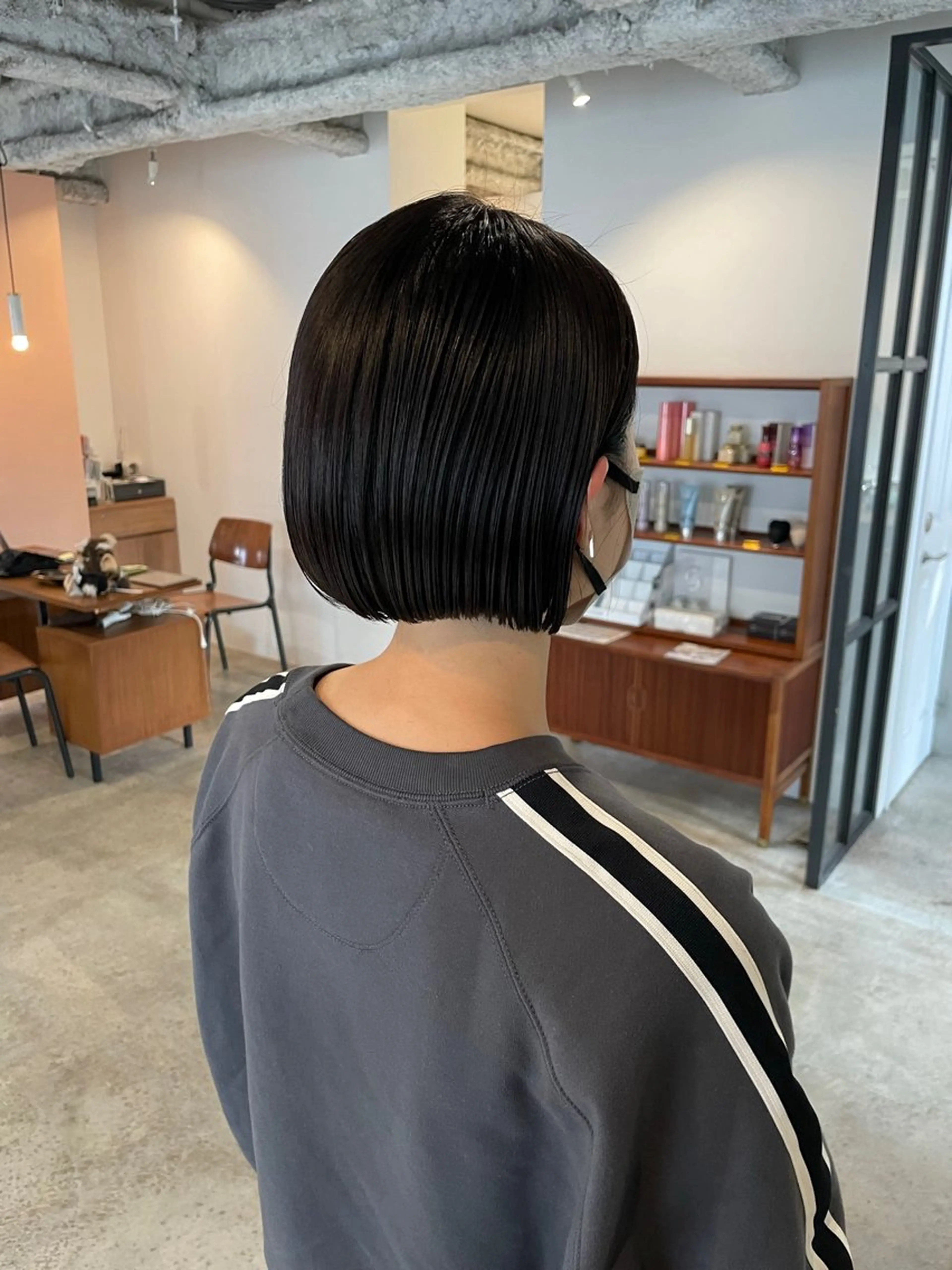 ショート カラー アッシュ ボブ カット ヘアカラー トリートメント Takuma Suzuki中目黒のヘアスタイル