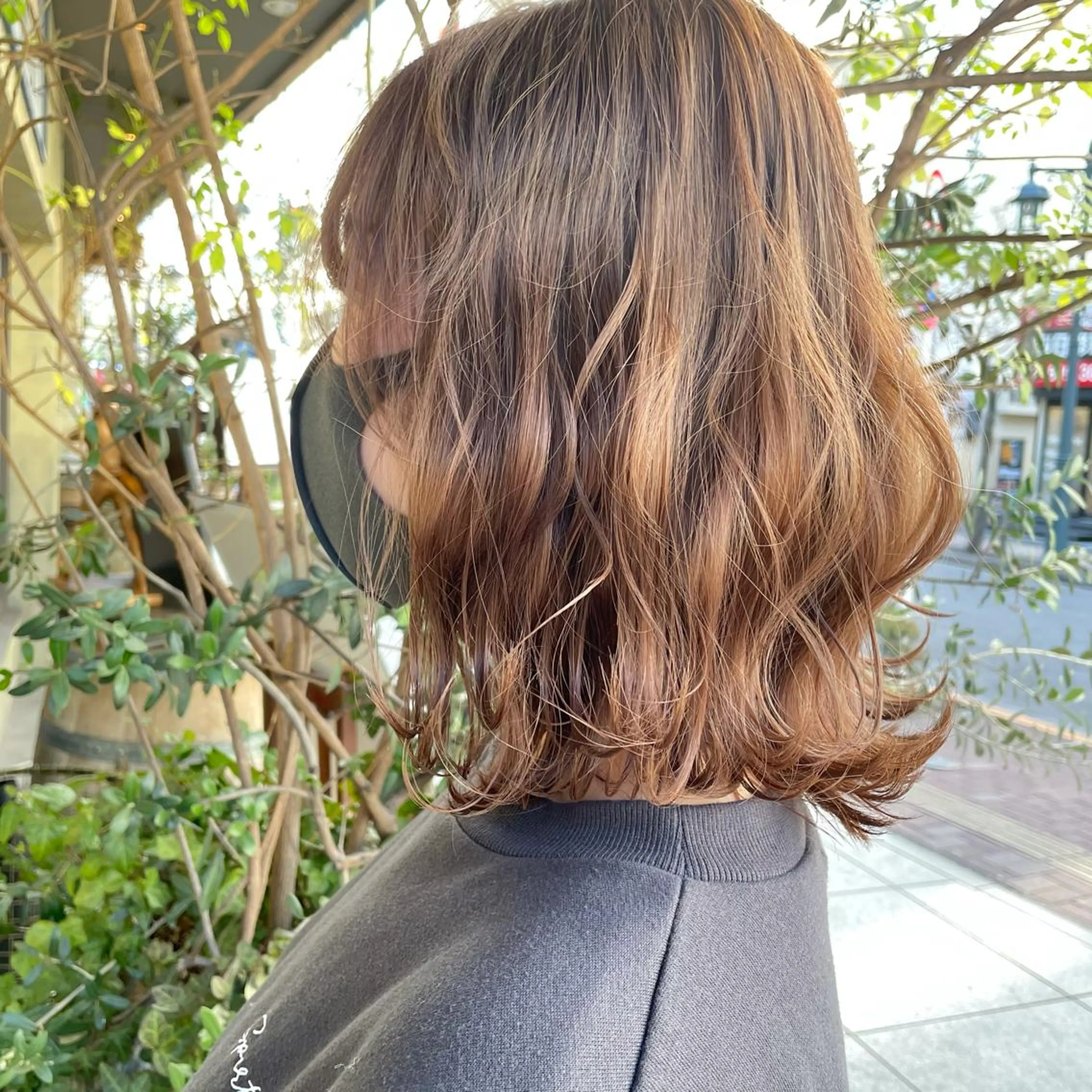 ミディアム カラー ベージュカラー ブリーチ ブリーチなしカラー ヘアカラー 韓国ヘア🦋 MIYUのヘアスタイル